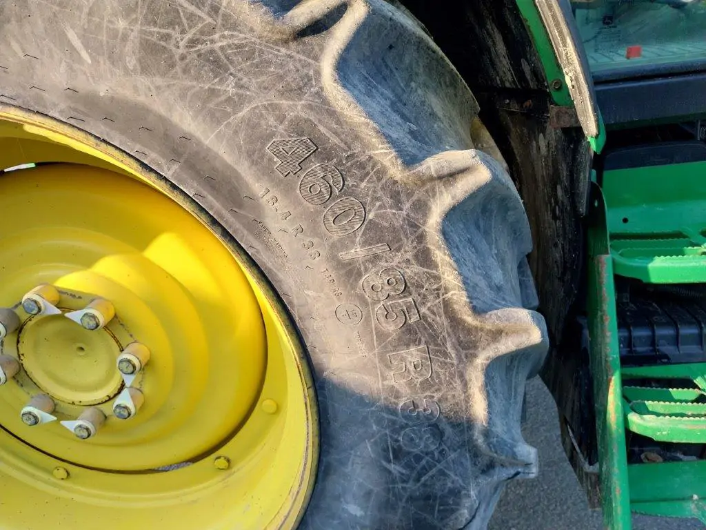 Image JOHN DEERE 6120M