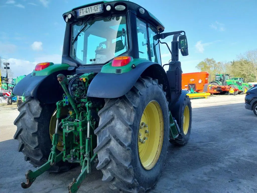 Image JOHN DEERE 6120M