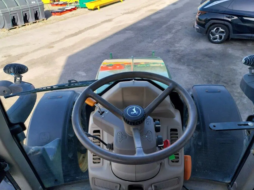 Image JOHN DEERE 6120M