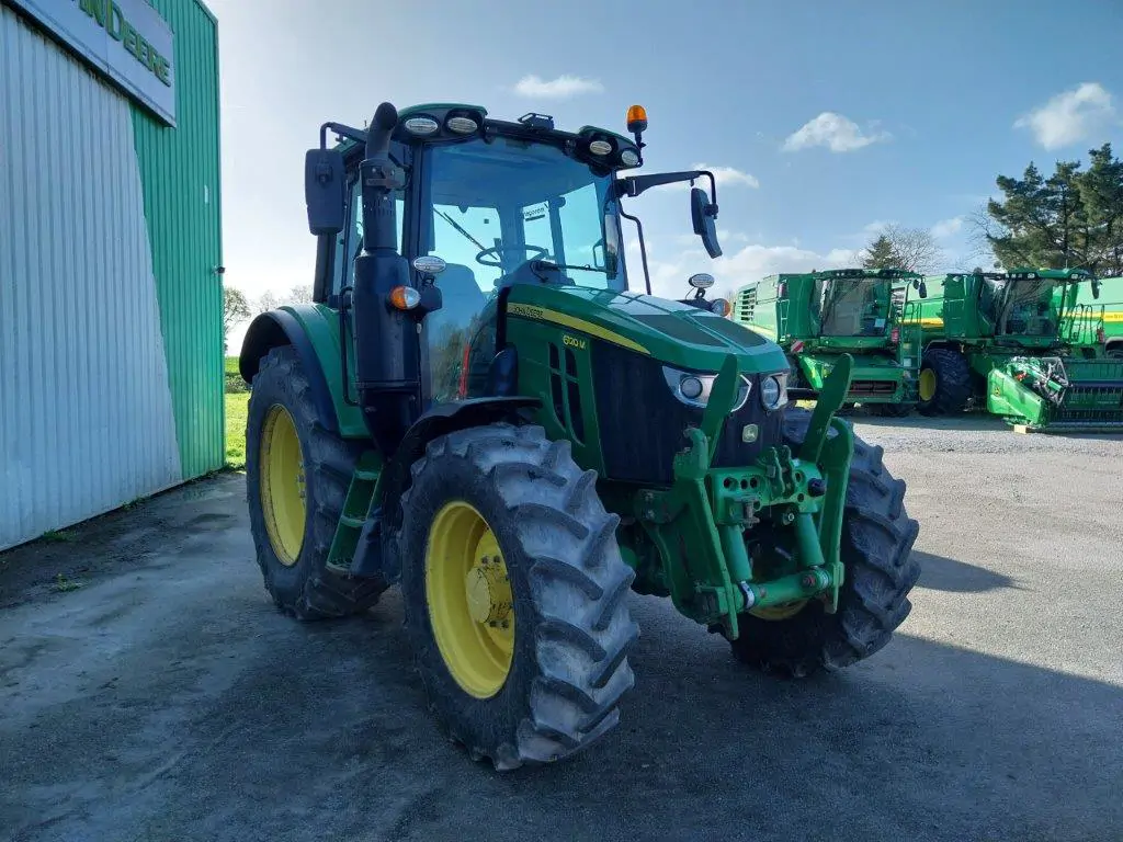 Image JOHN DEERE 6120M