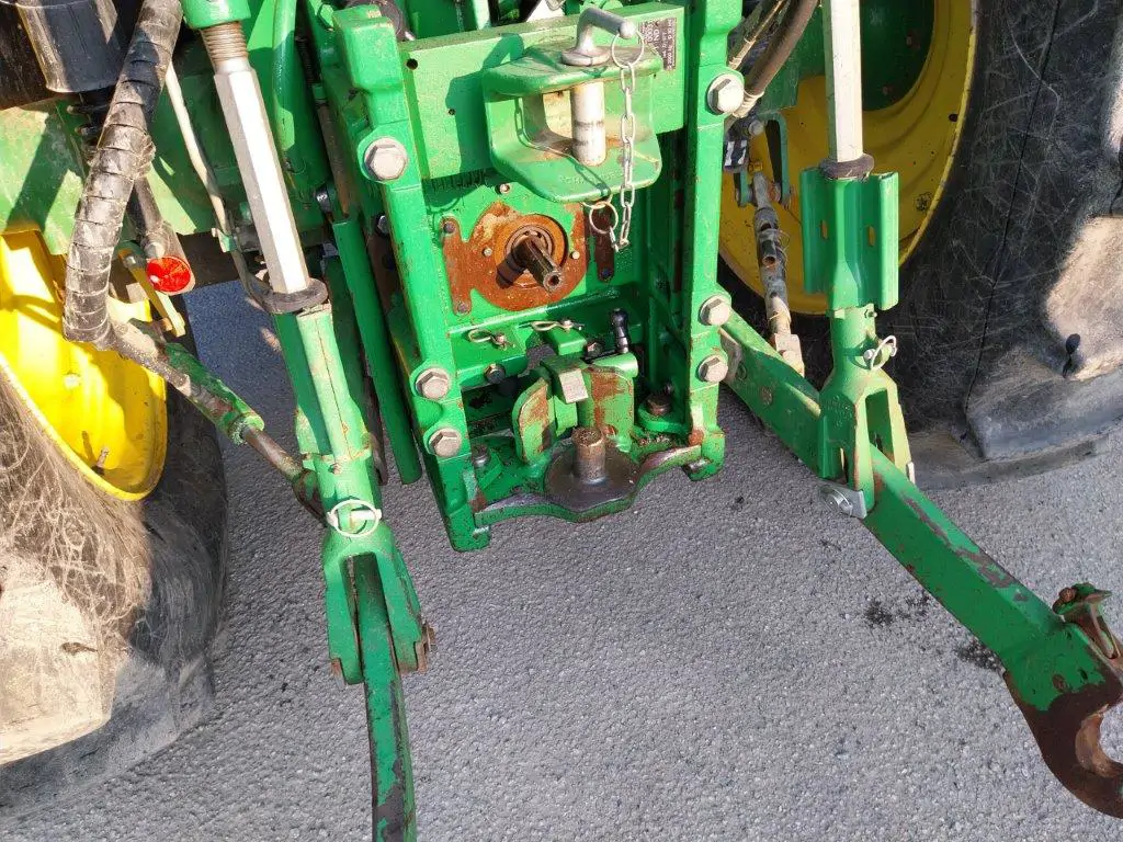 Image JOHN DEERE 6120M