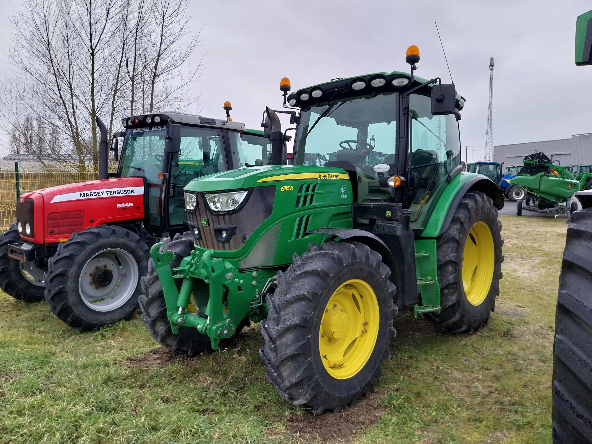 Photo JOHN DEERE TRACTEUR JOHN DEERE 6115R