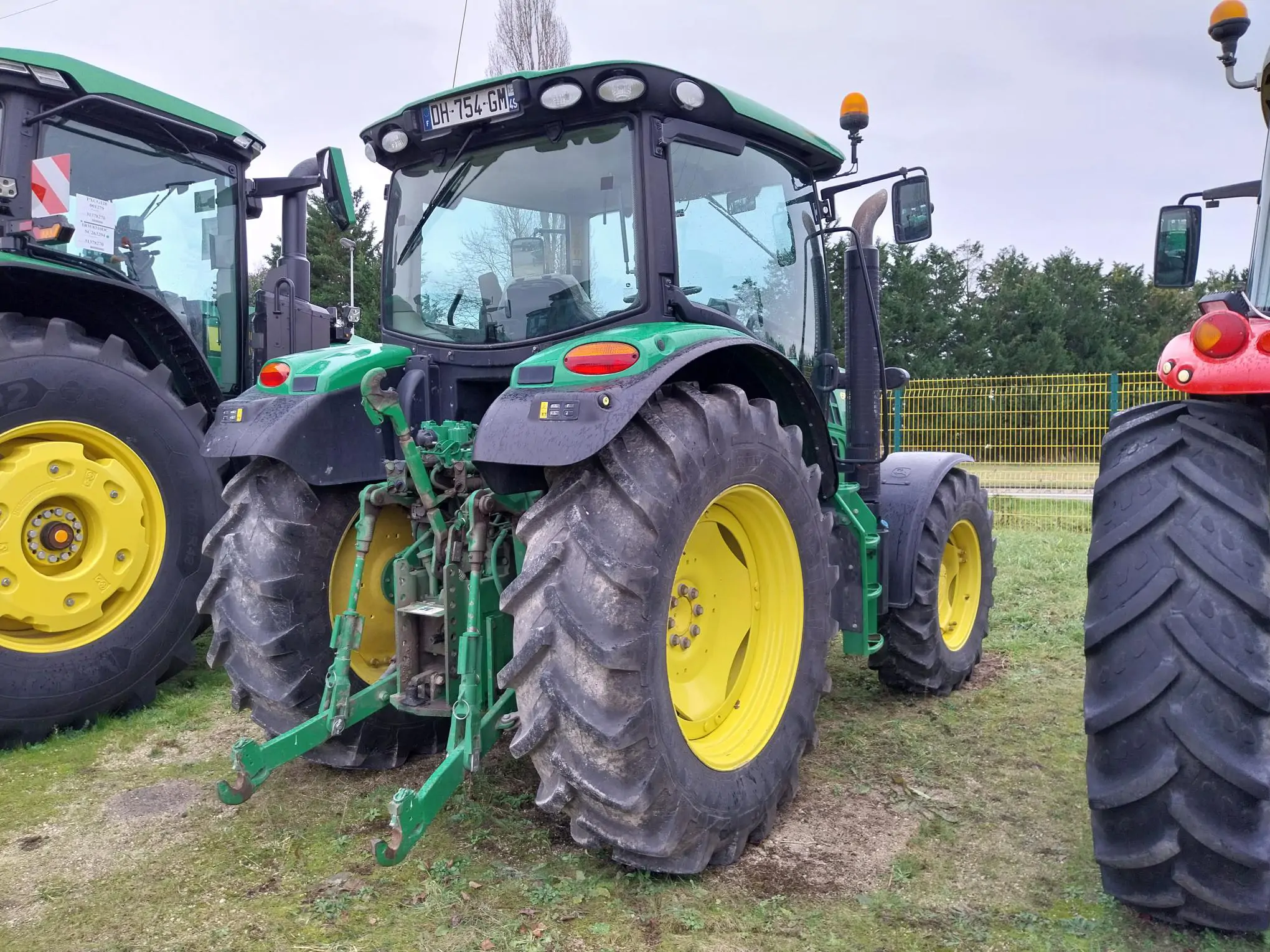 Image JOHN DEERE TRACTEUR JOHN DEERE 6115R