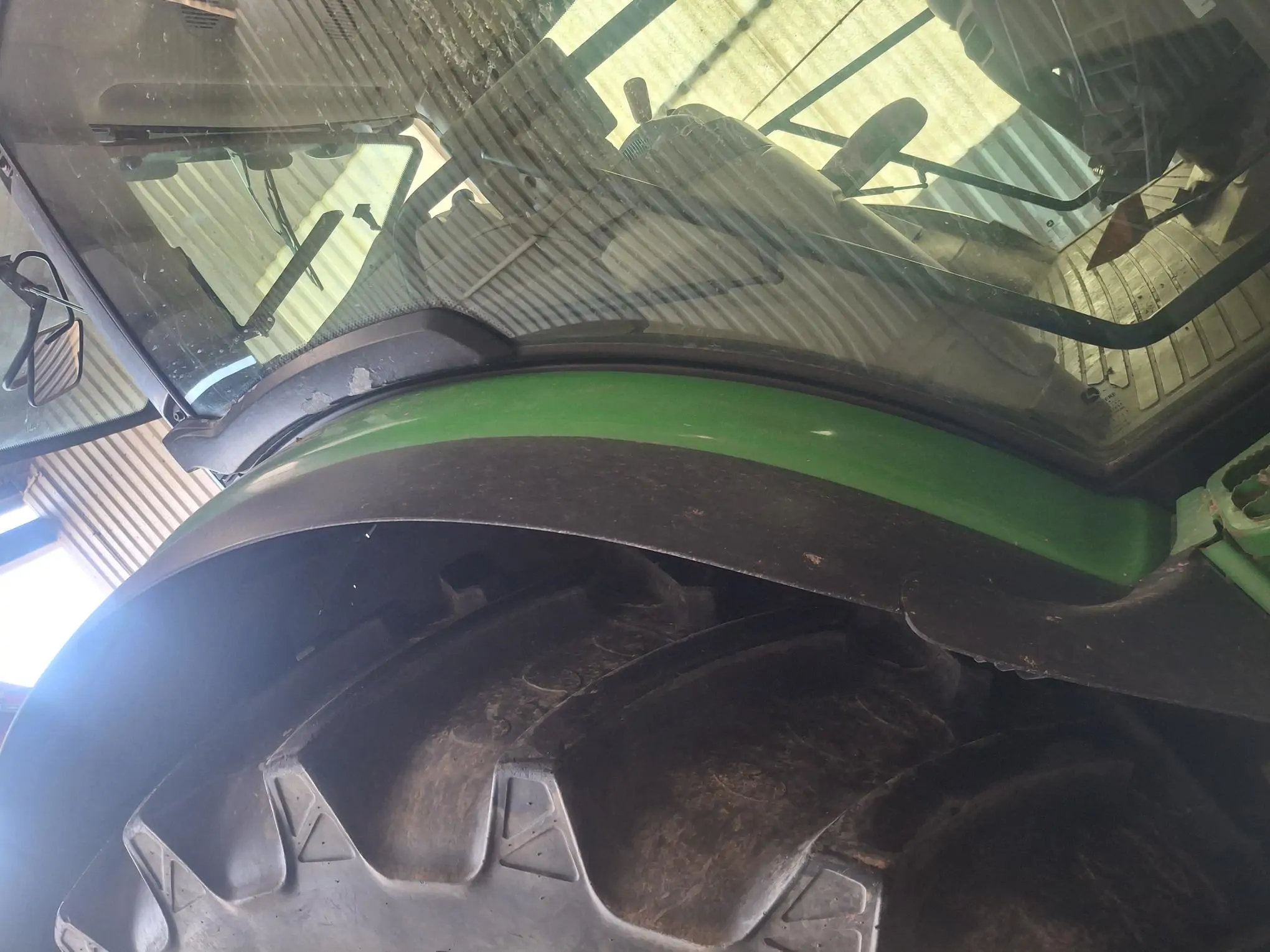 Image JOHN DEERE TRA JOHN DEERE 6140R