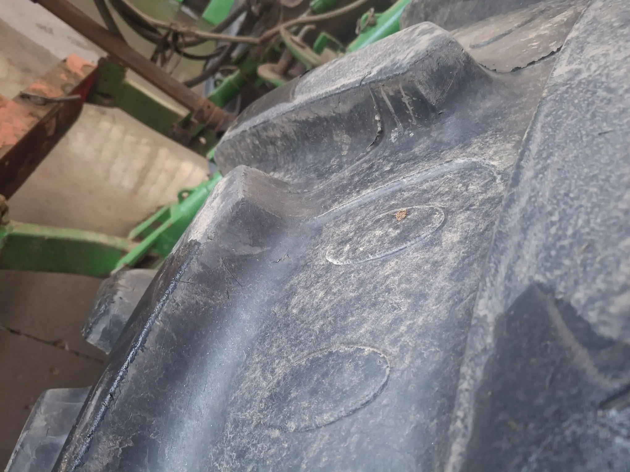 Image JOHN DEERE TRA JOHN DEERE 6140R