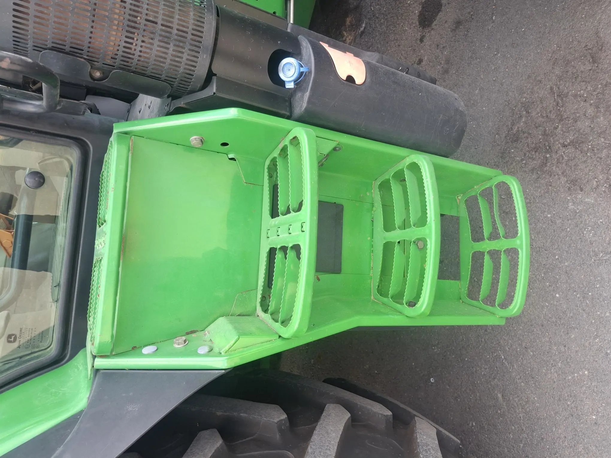 Image JOHN DEERE TRA JOHN DEERE 6140R