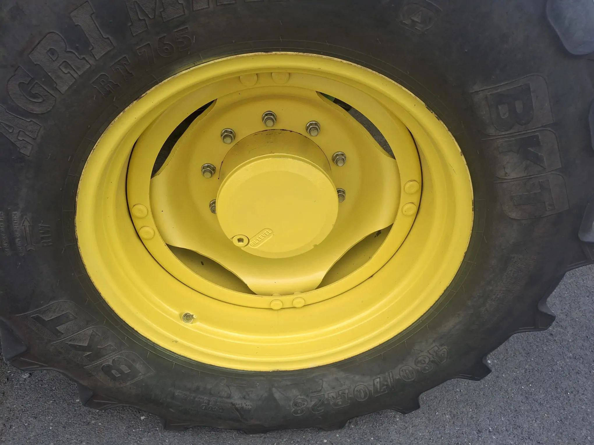 Image JOHN DEERE TRA JOHN DEERE 6140R