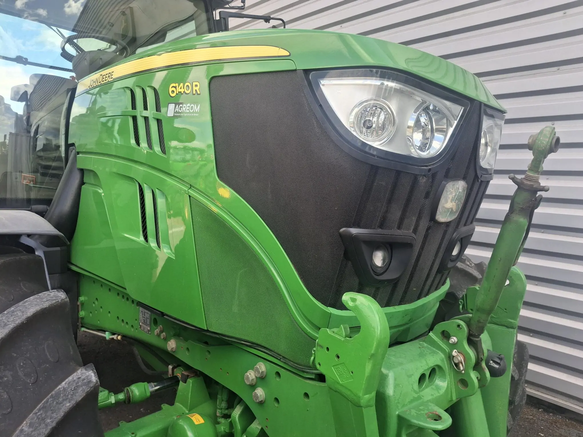 Image JOHN DEERE TRA JOHN DEERE 6140R