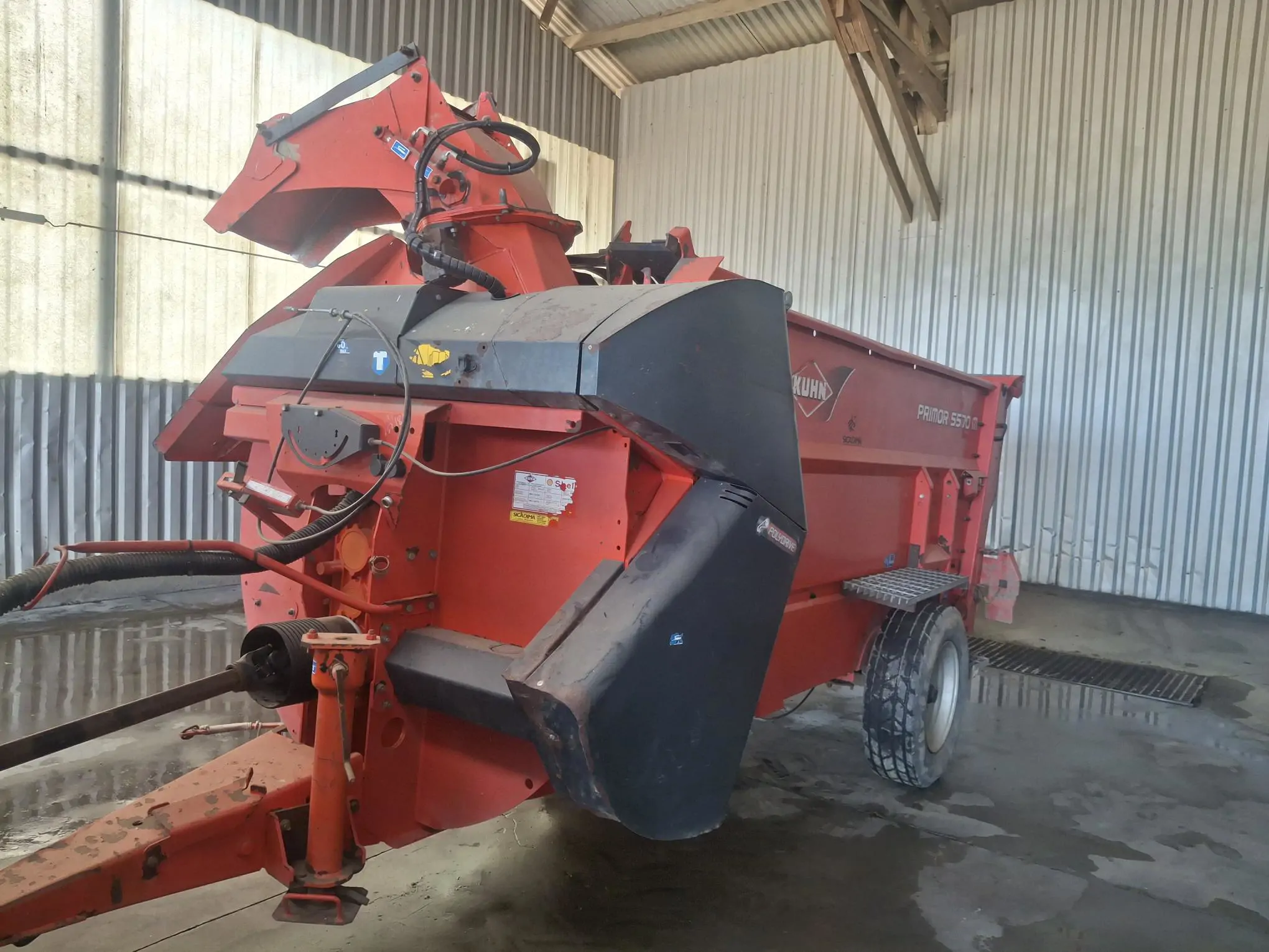 Photo KUHN PAILLEUSE PRIMOR 5570 M