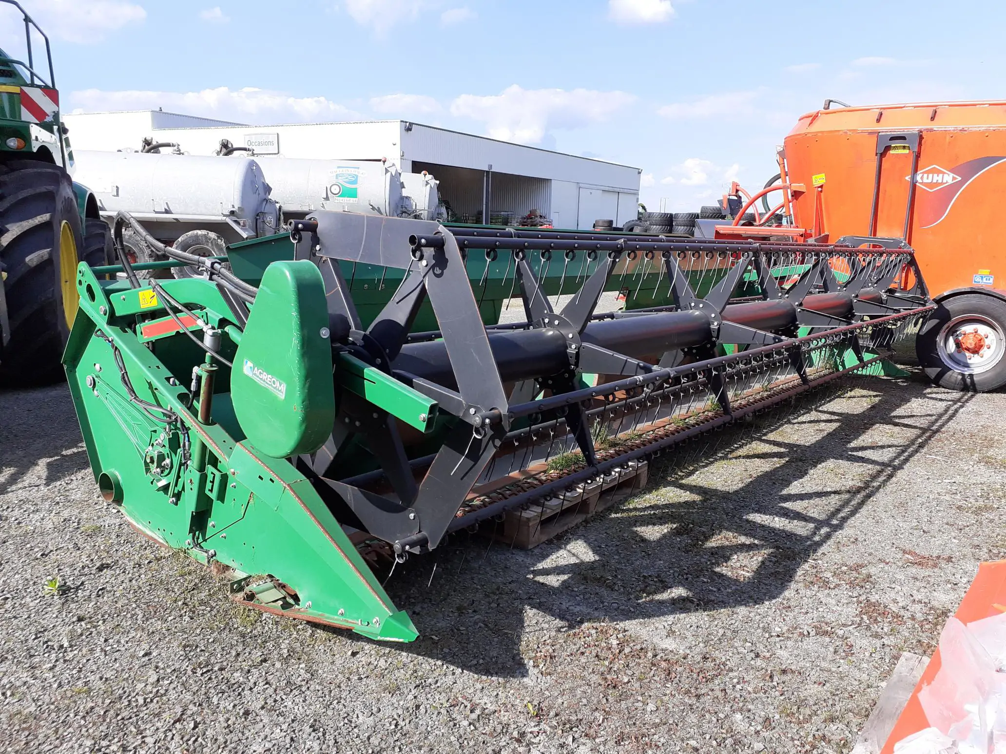 Image JOHN DEERE T560