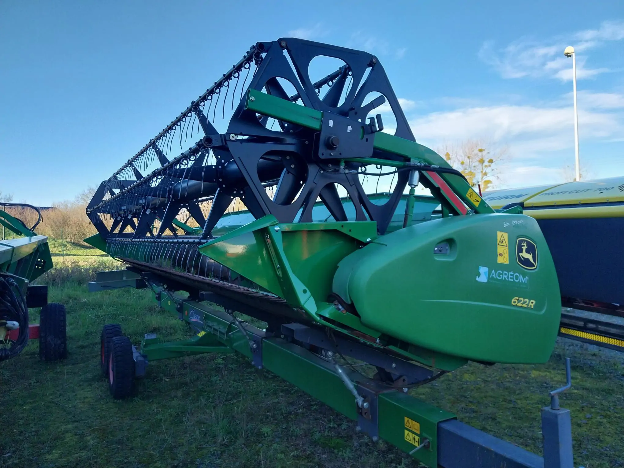 Image JOHN DEERE T560