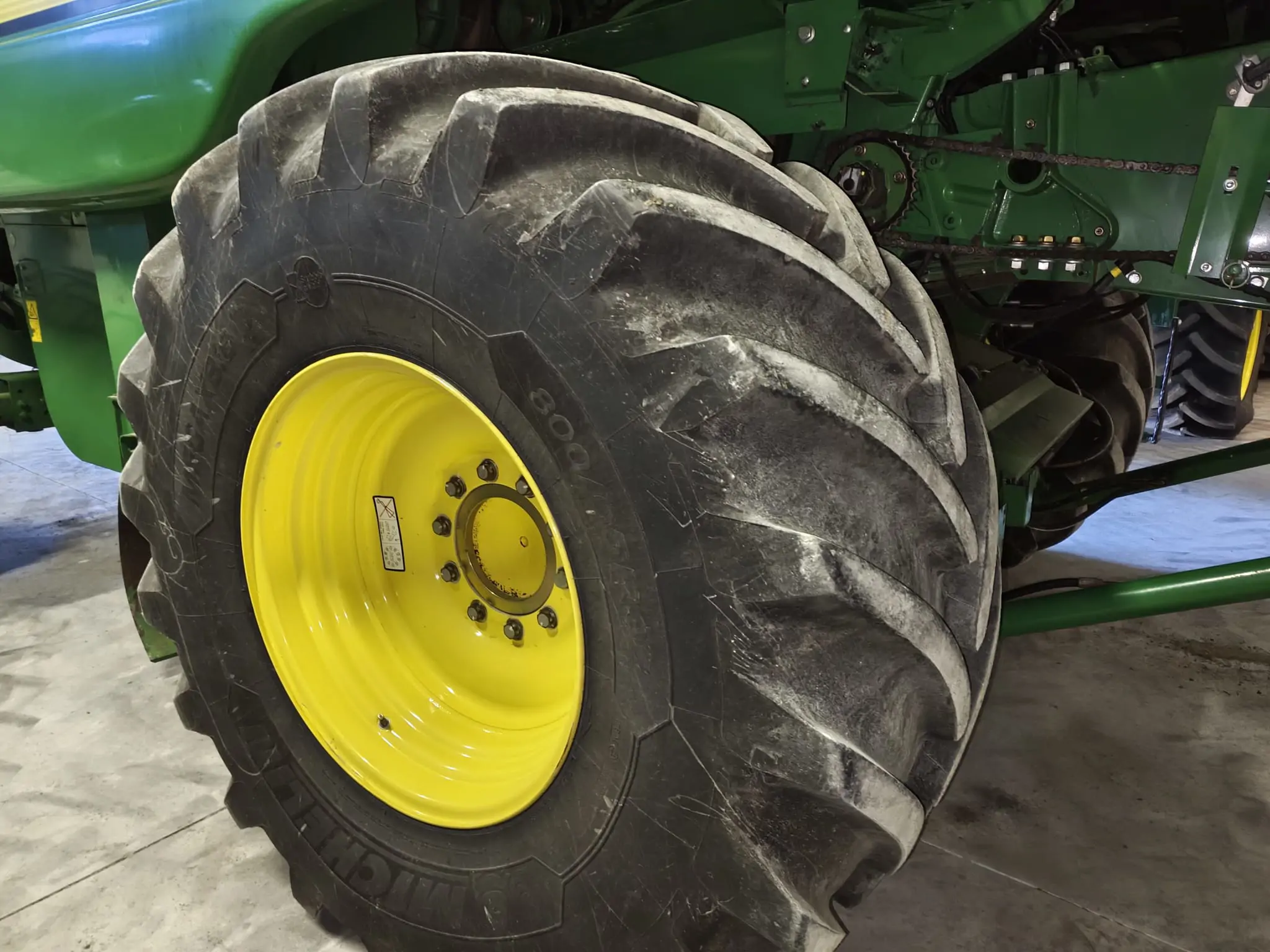 Image JOHN DEERE T560