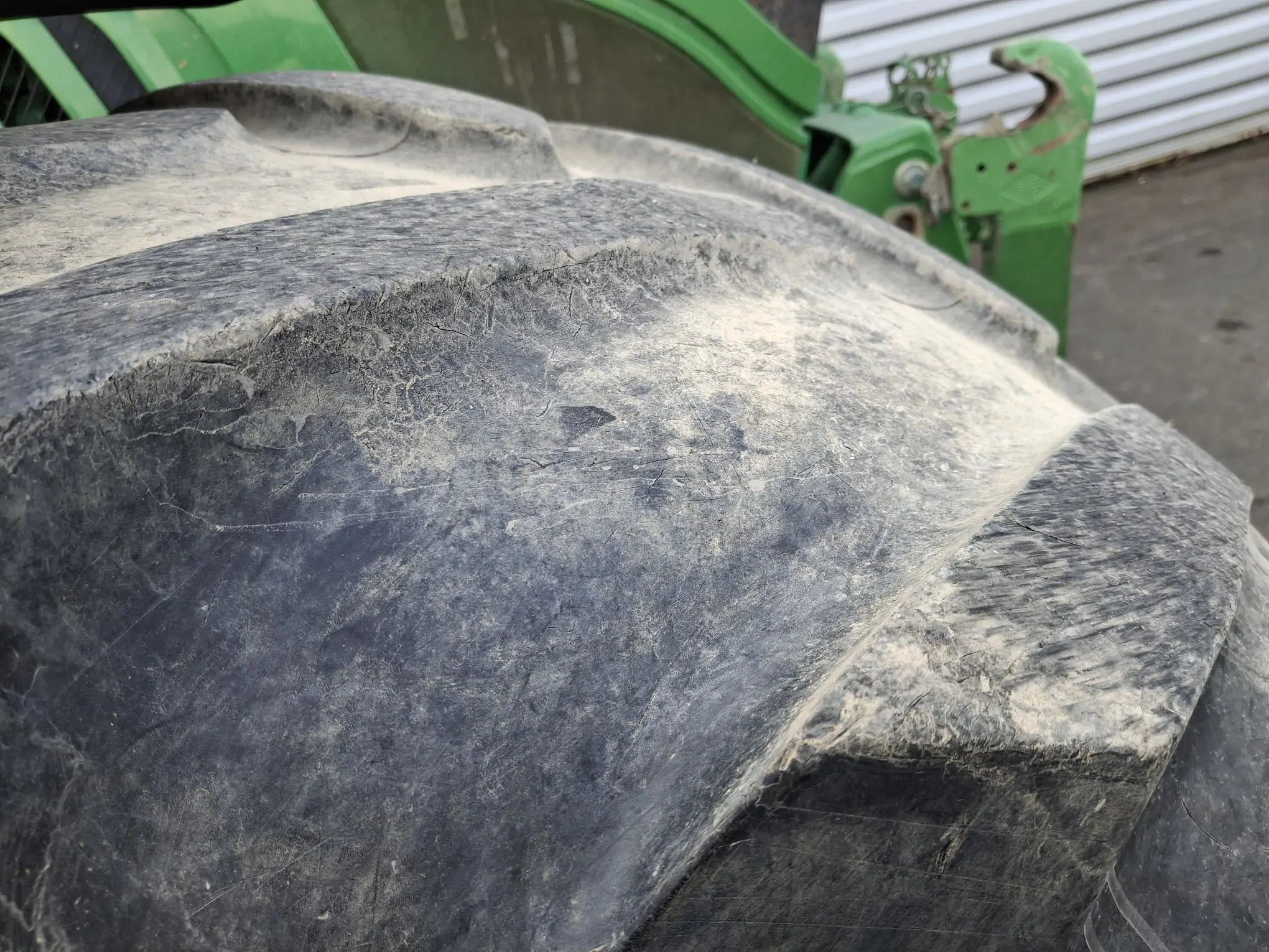 Image JOHN DEERE 6195R FT4