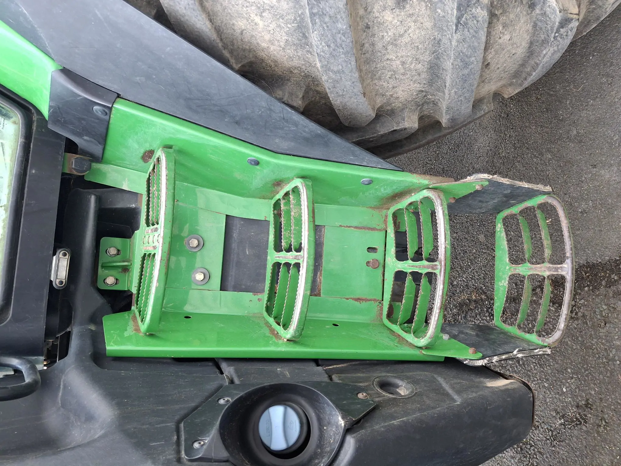 Image JOHN DEERE 6195R FT4