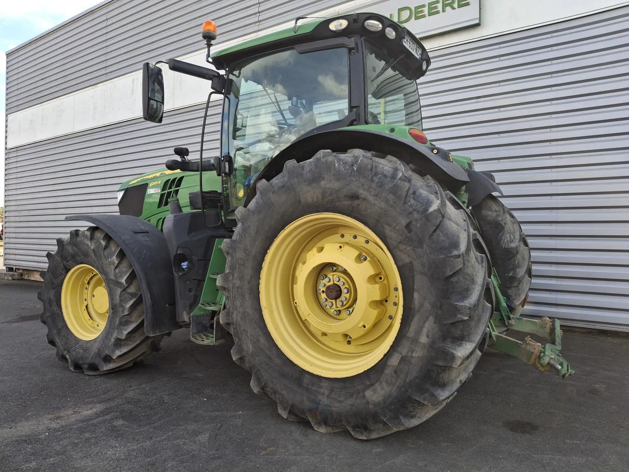 Image JOHN DEERE 6195R FT4
