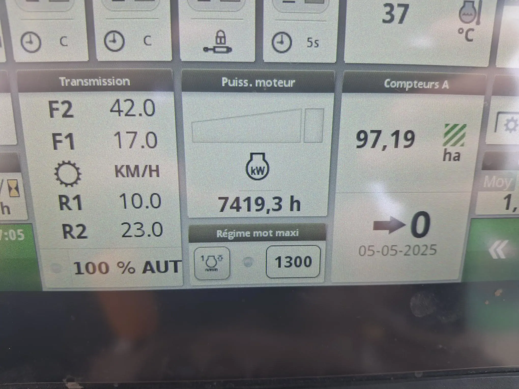 Image JOHN DEERE 6195R FT4