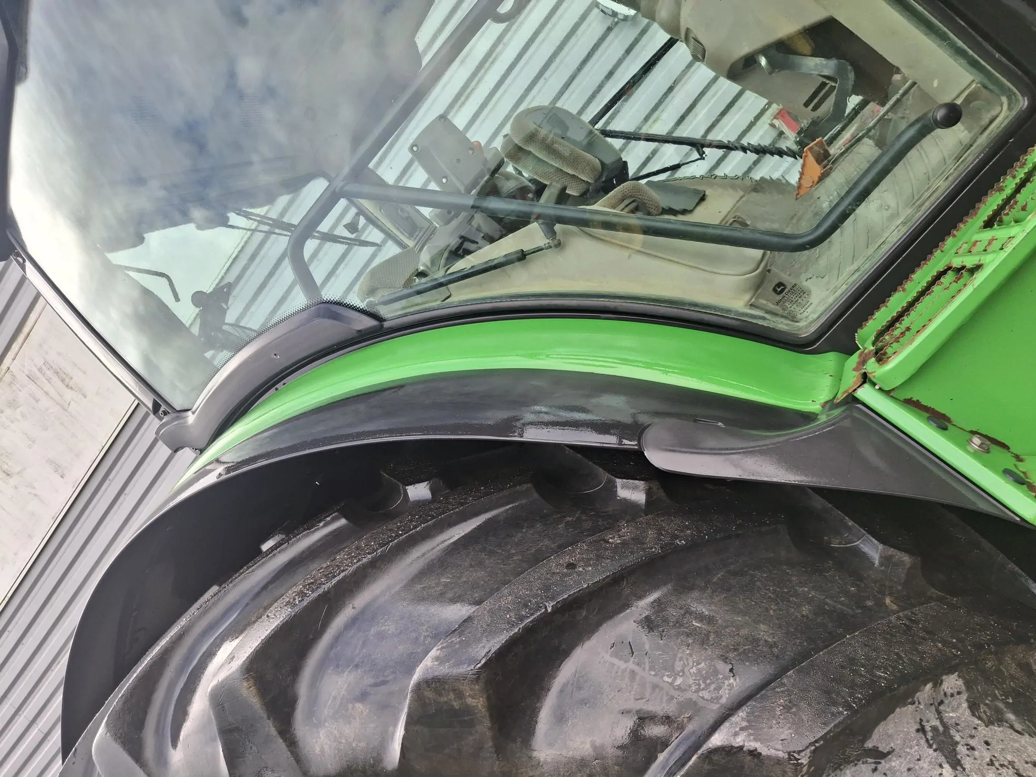 Image JOHN DEERE 6195R FT4