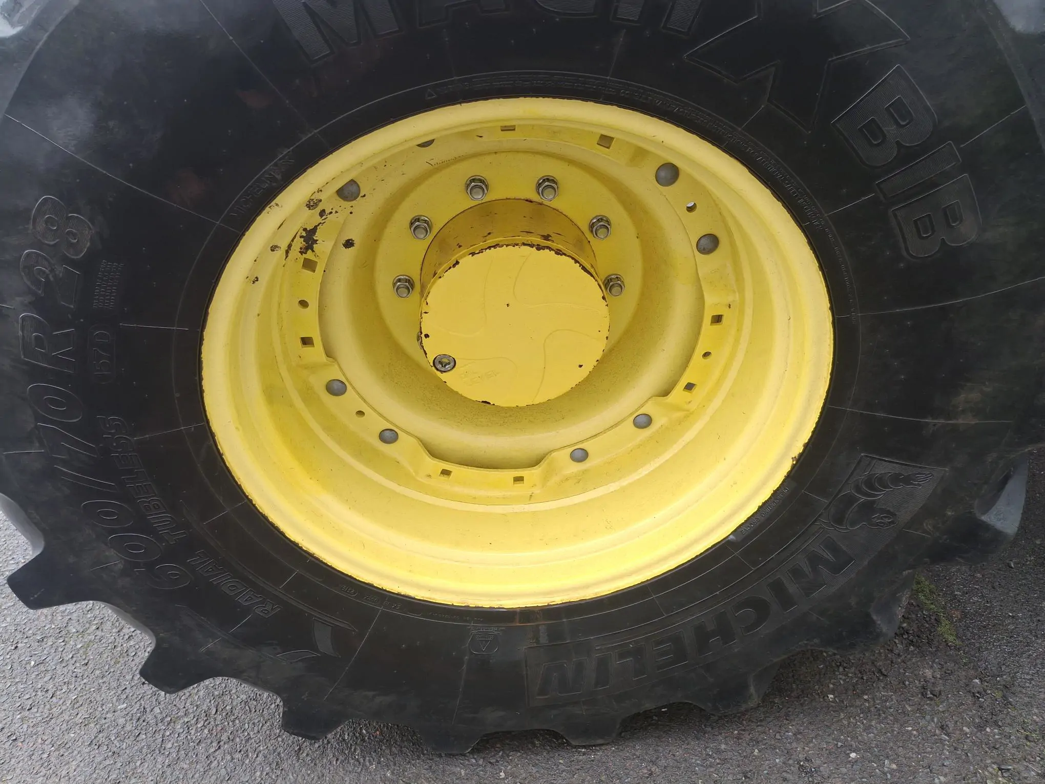 Image JOHN DEERE 6195R FT4