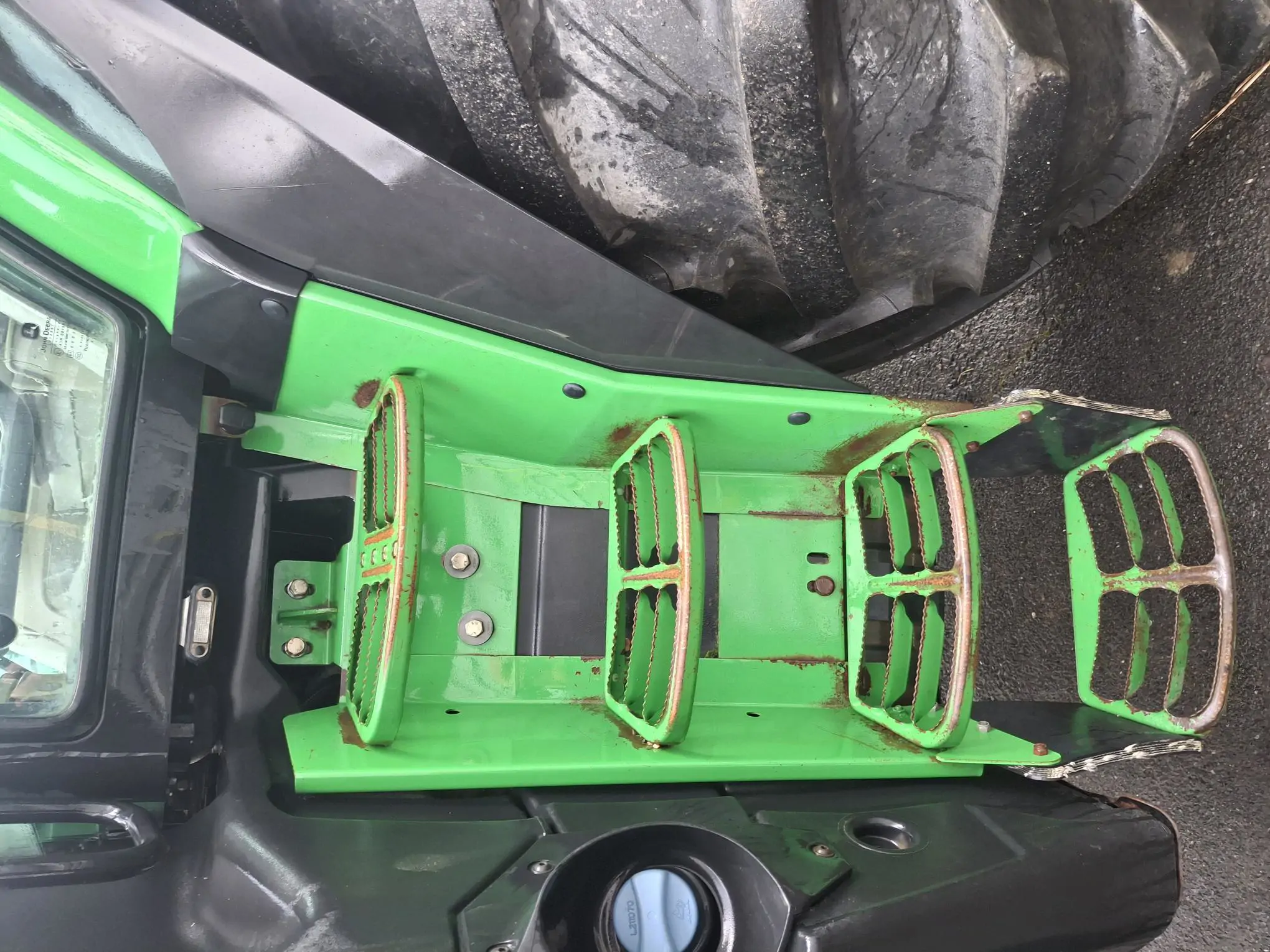 Image JOHN DEERE 6195R FT4