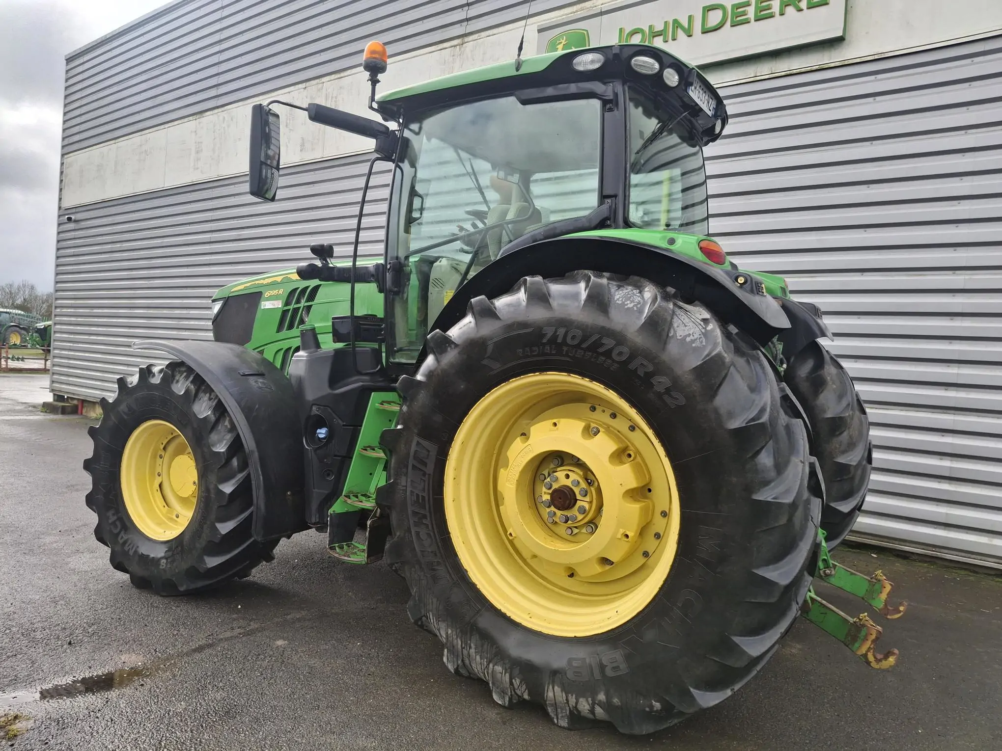 Image JOHN DEERE 6195R FT4