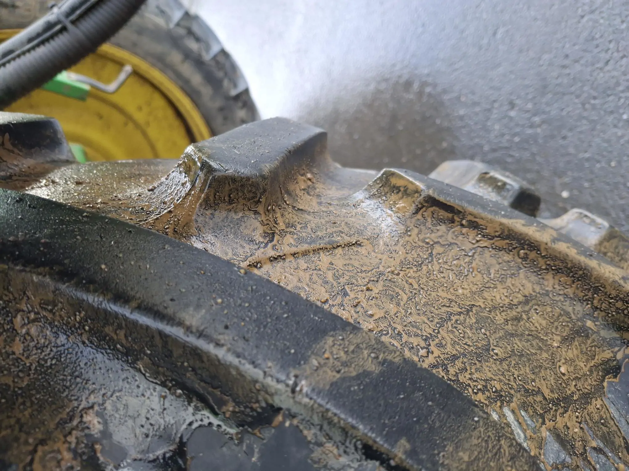 Image JOHN DEERE PULVERISATEUR TRAINE M732