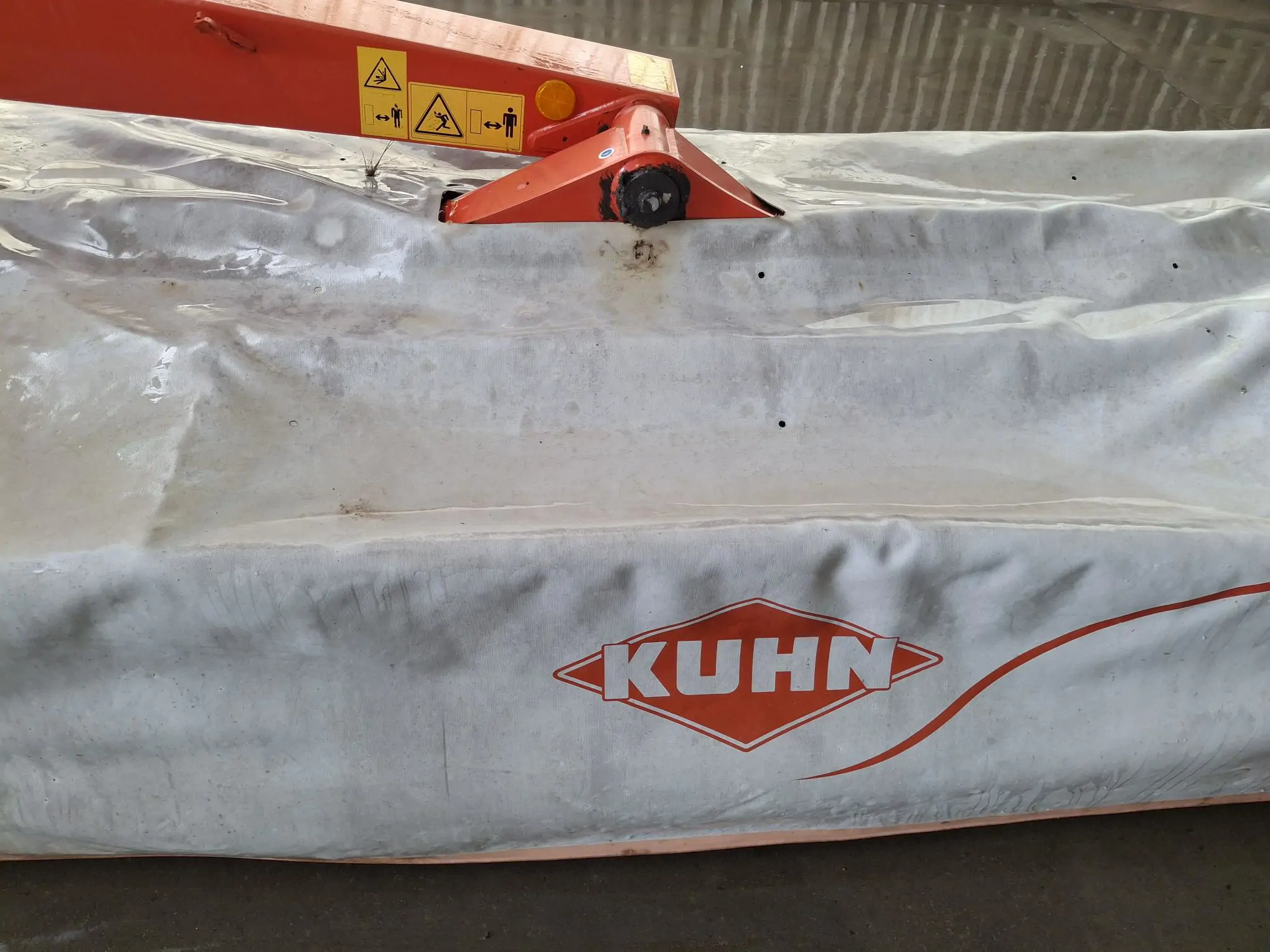 Image KUHN FAUCHEUSE GMD 3511 FF 540TR