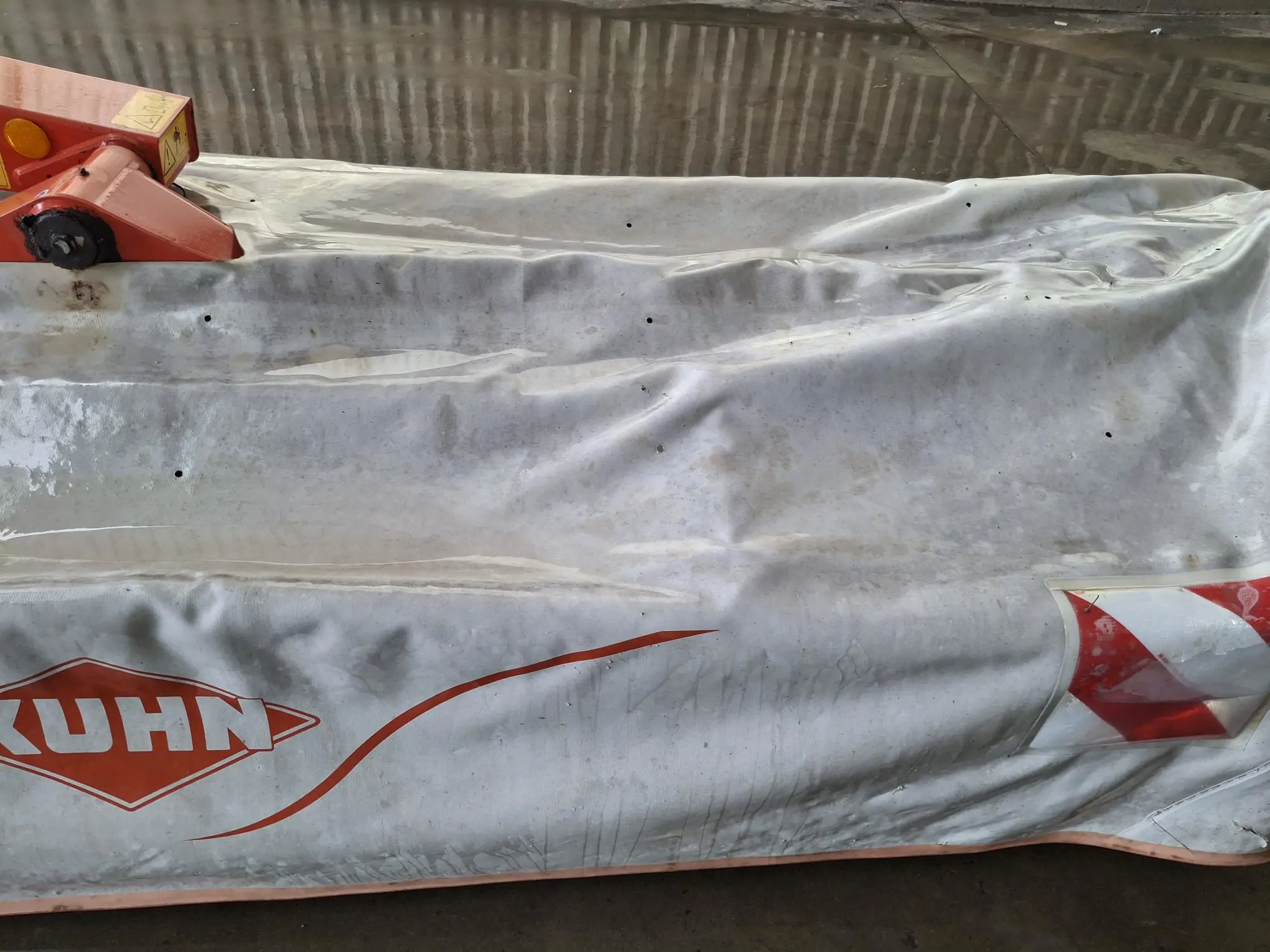 Image KUHN FAUCHEUSE GMD 3511 FF 540TR