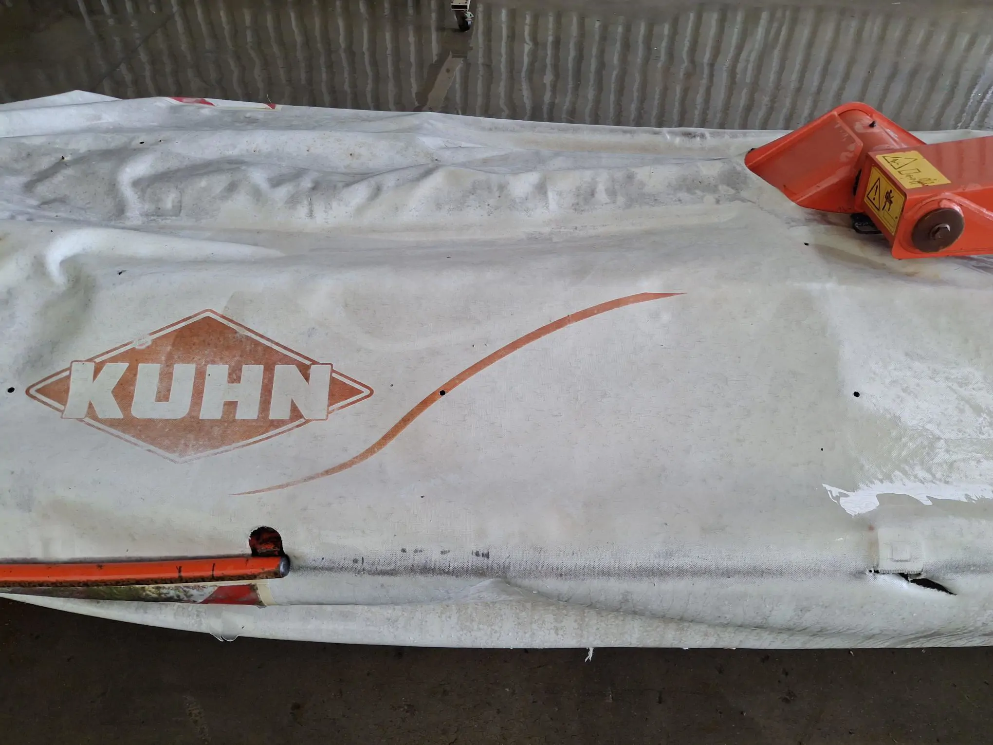 Image KUHN FAUCHEUSE GMD 3511 FF 540TR