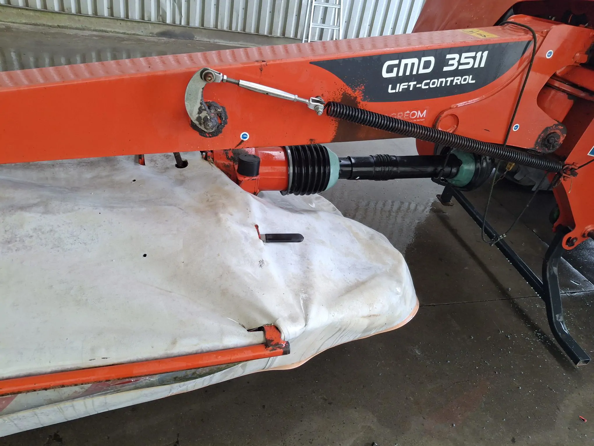 Image KUHN FAUCHEUSE GMD 3511 FF 540TR