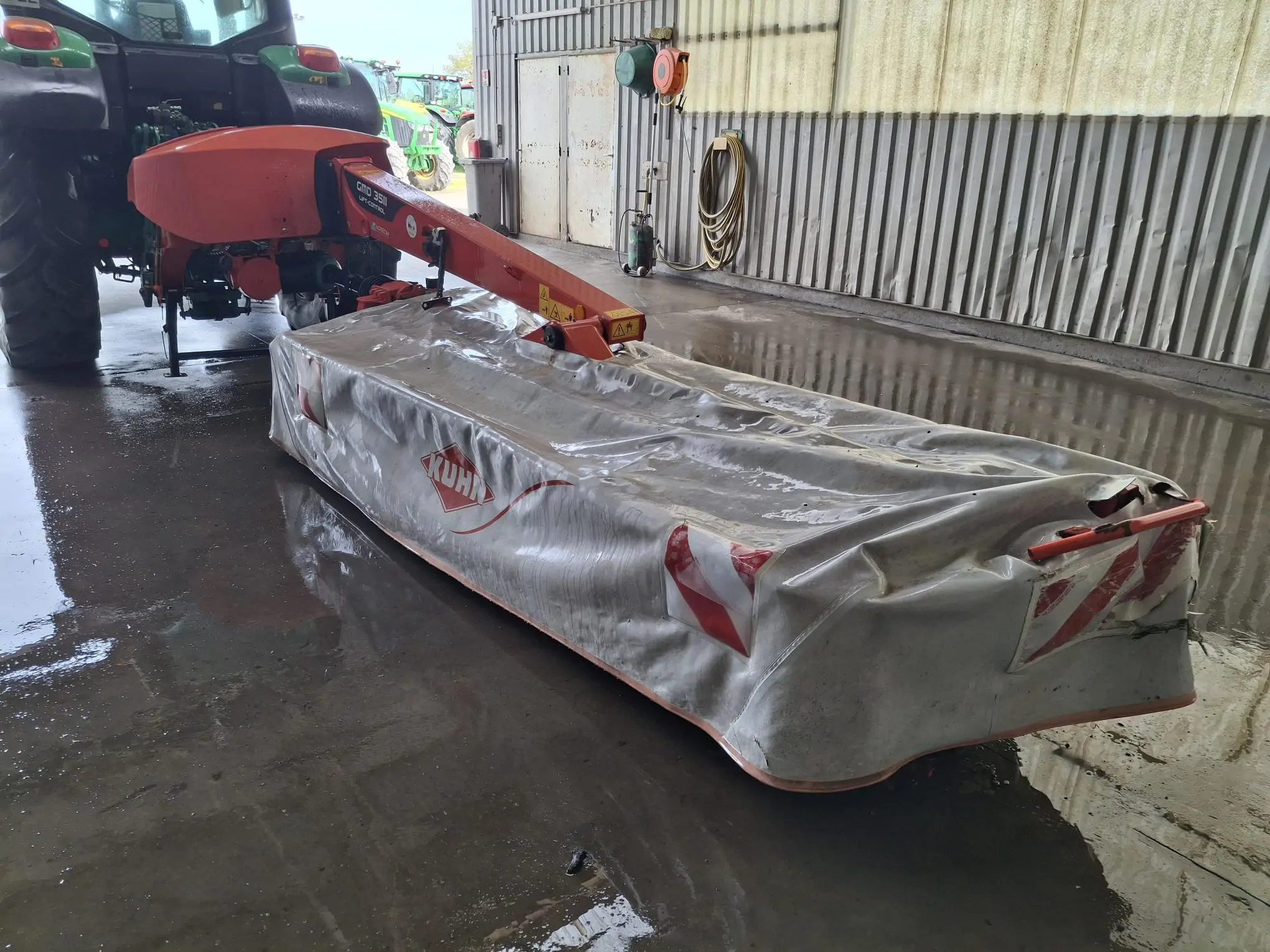 Image KUHN FAUCHEUSE GMD 3511 FF 540TR
