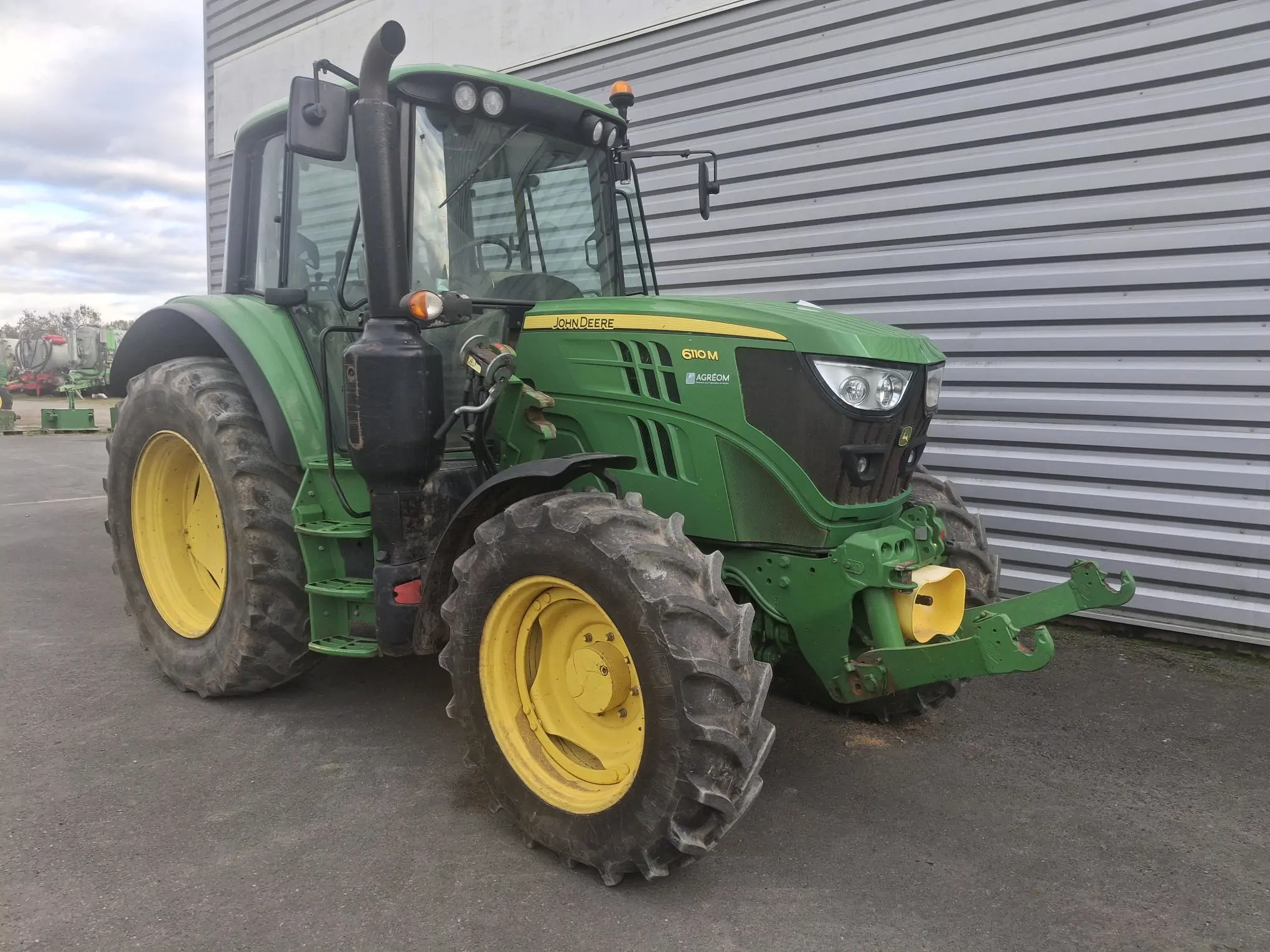 Image JOHN DEERE 6110M