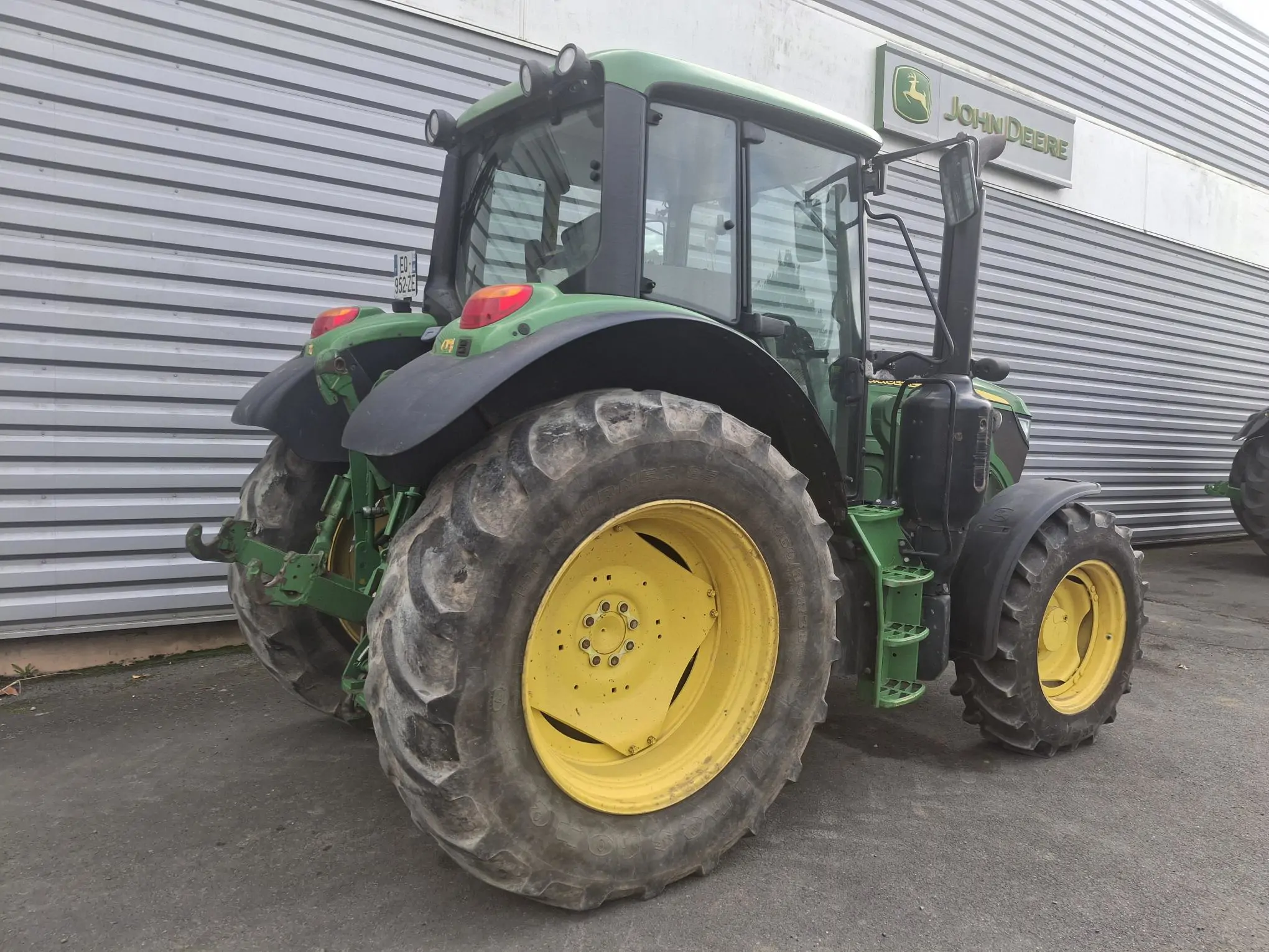 Image JOHN DEERE 6110M