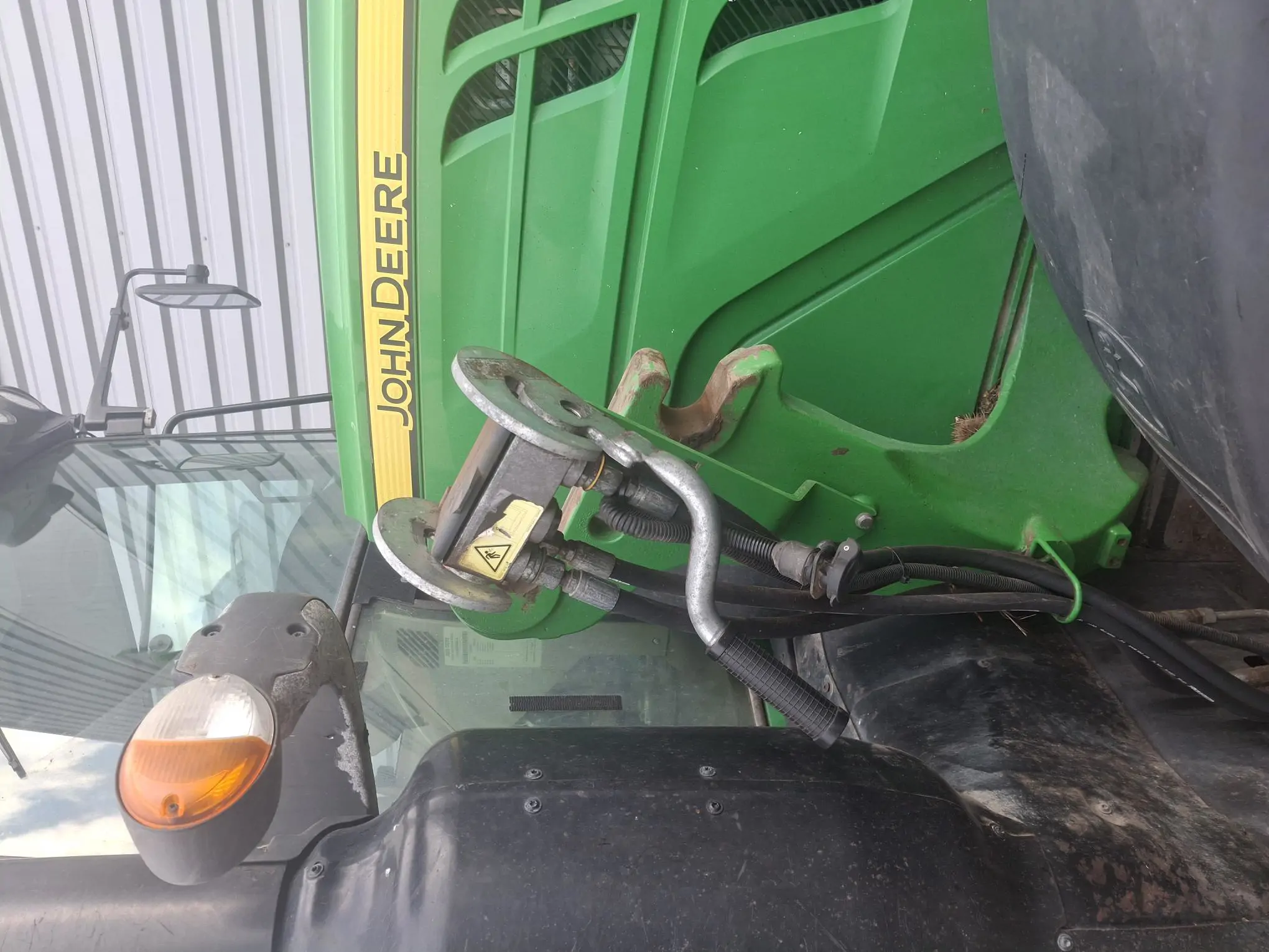 Image JOHN DEERE 6110M