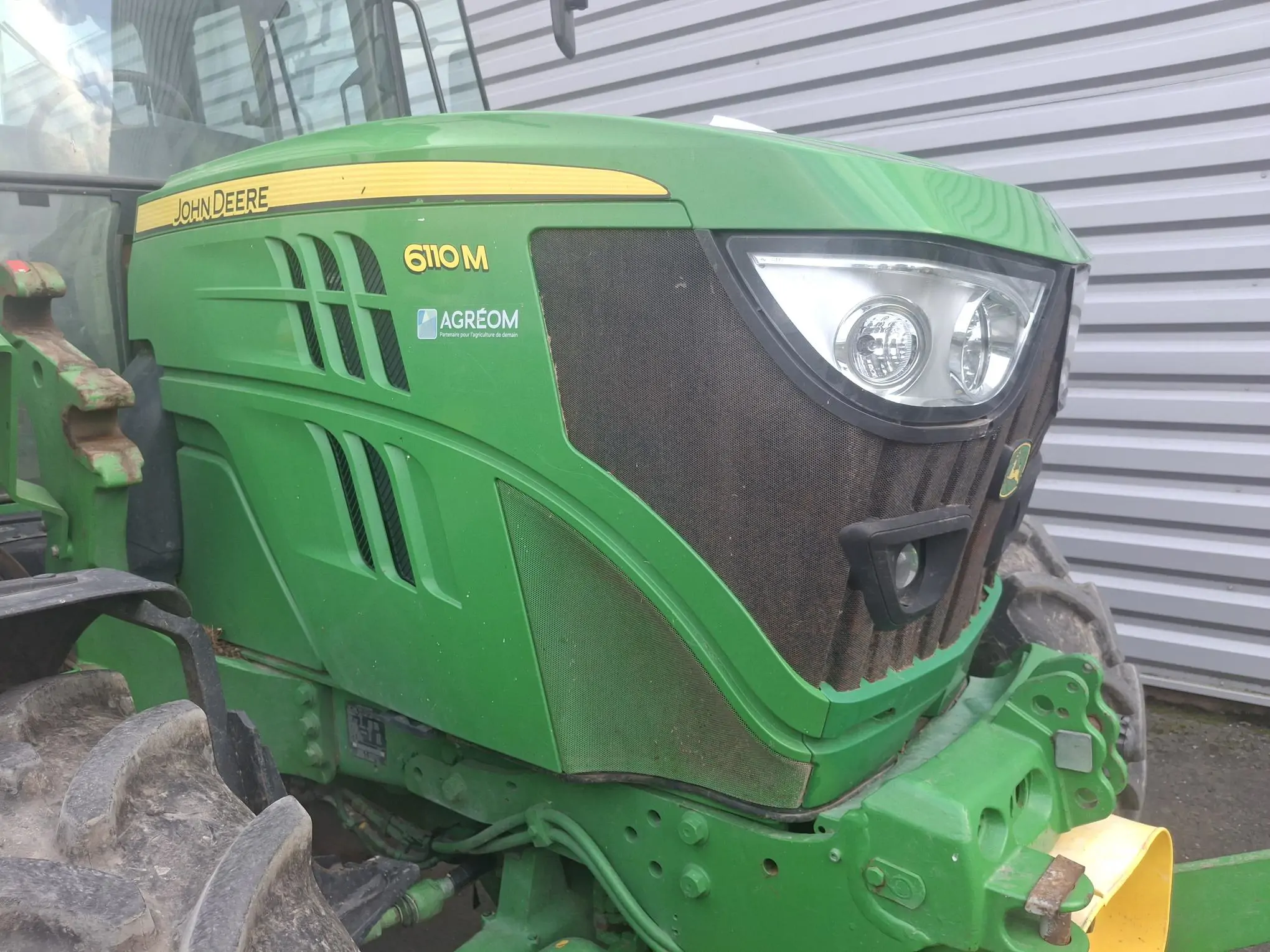 Image JOHN DEERE 6110M