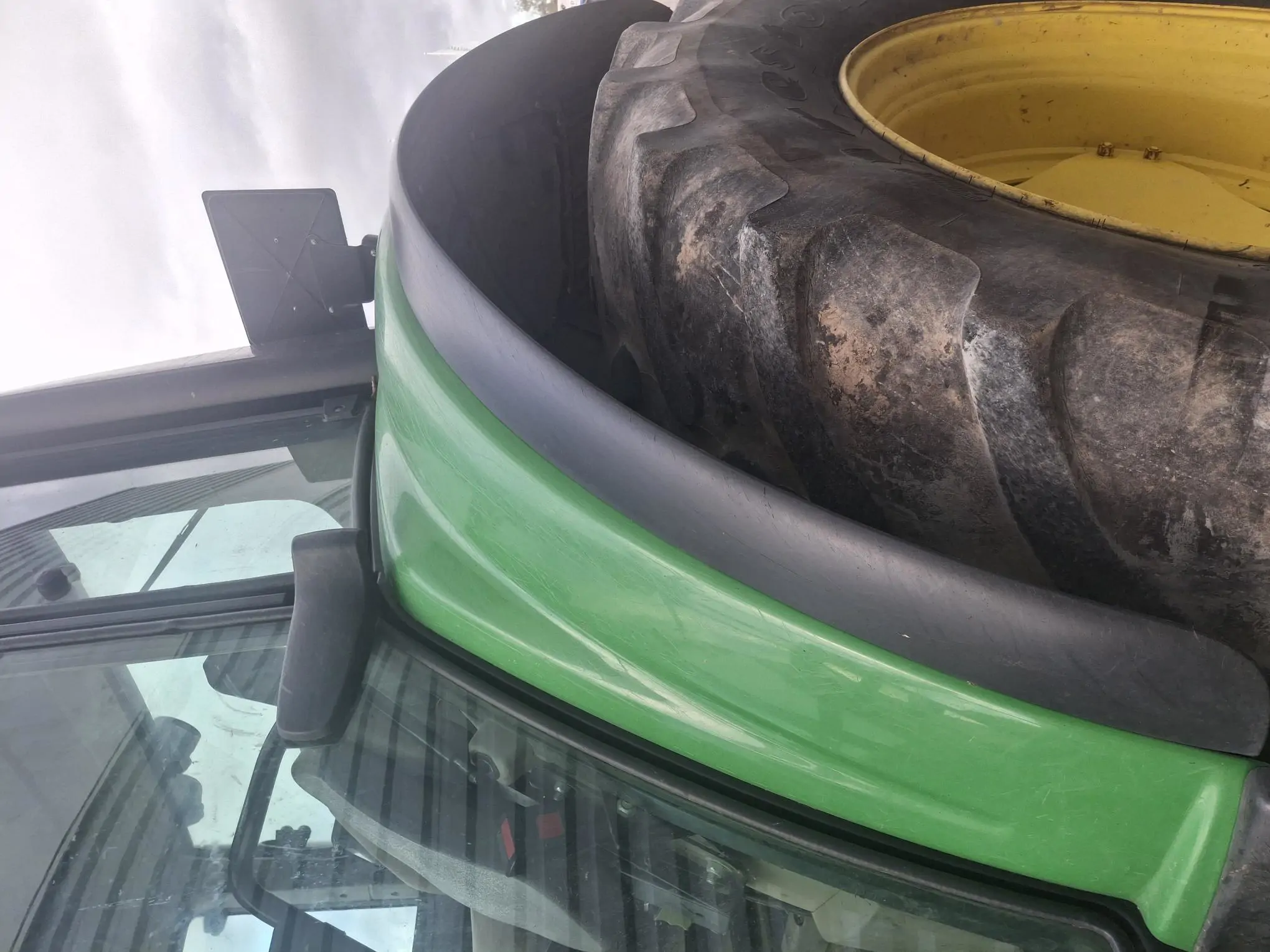 Image JOHN DEERE 6110M