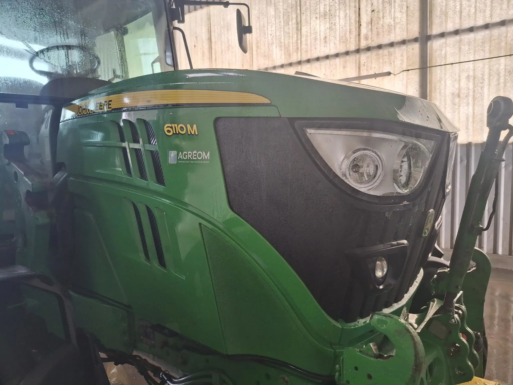 Image JOHN DEERE 6110M