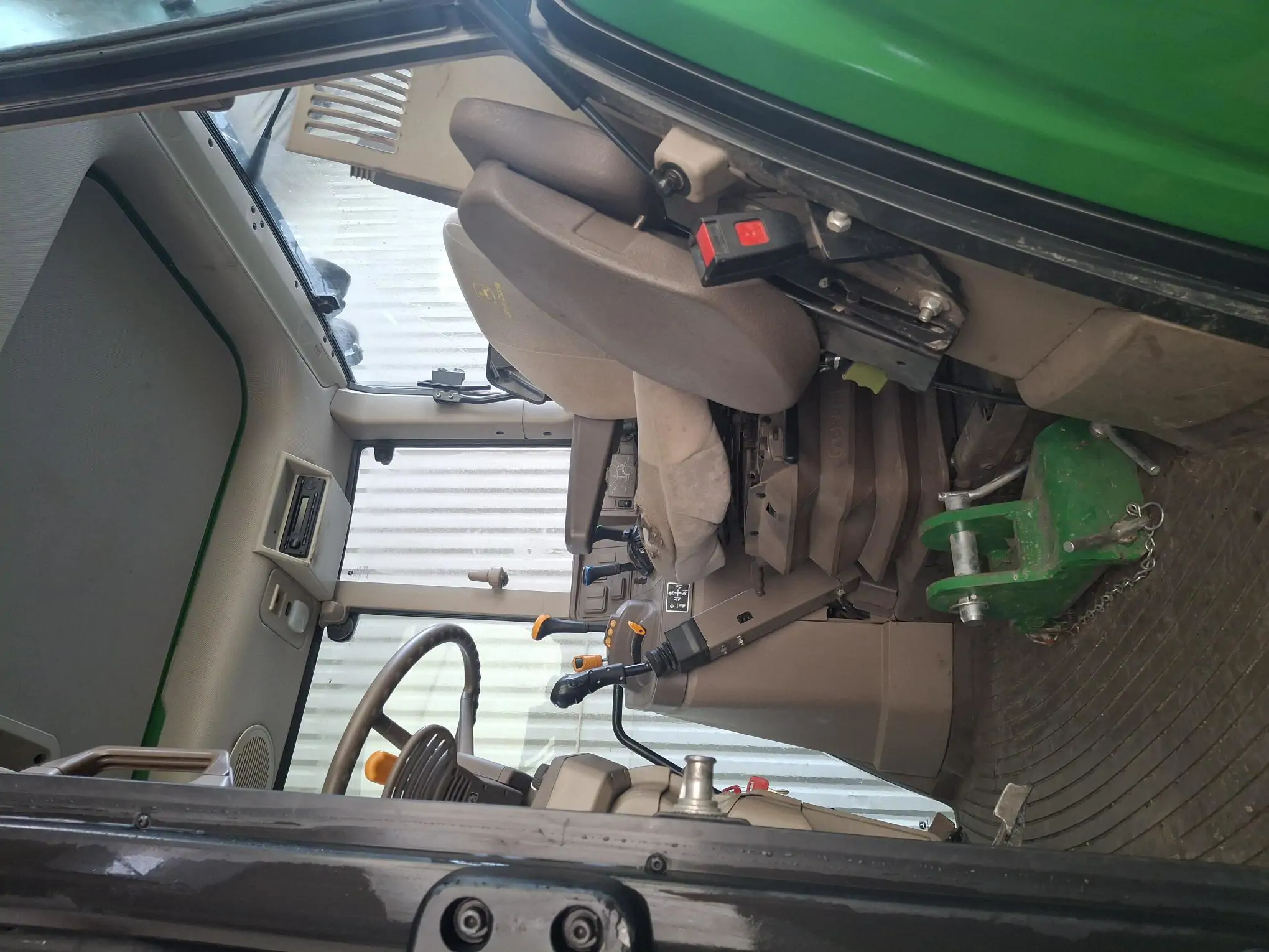 Image JOHN DEERE 6110M