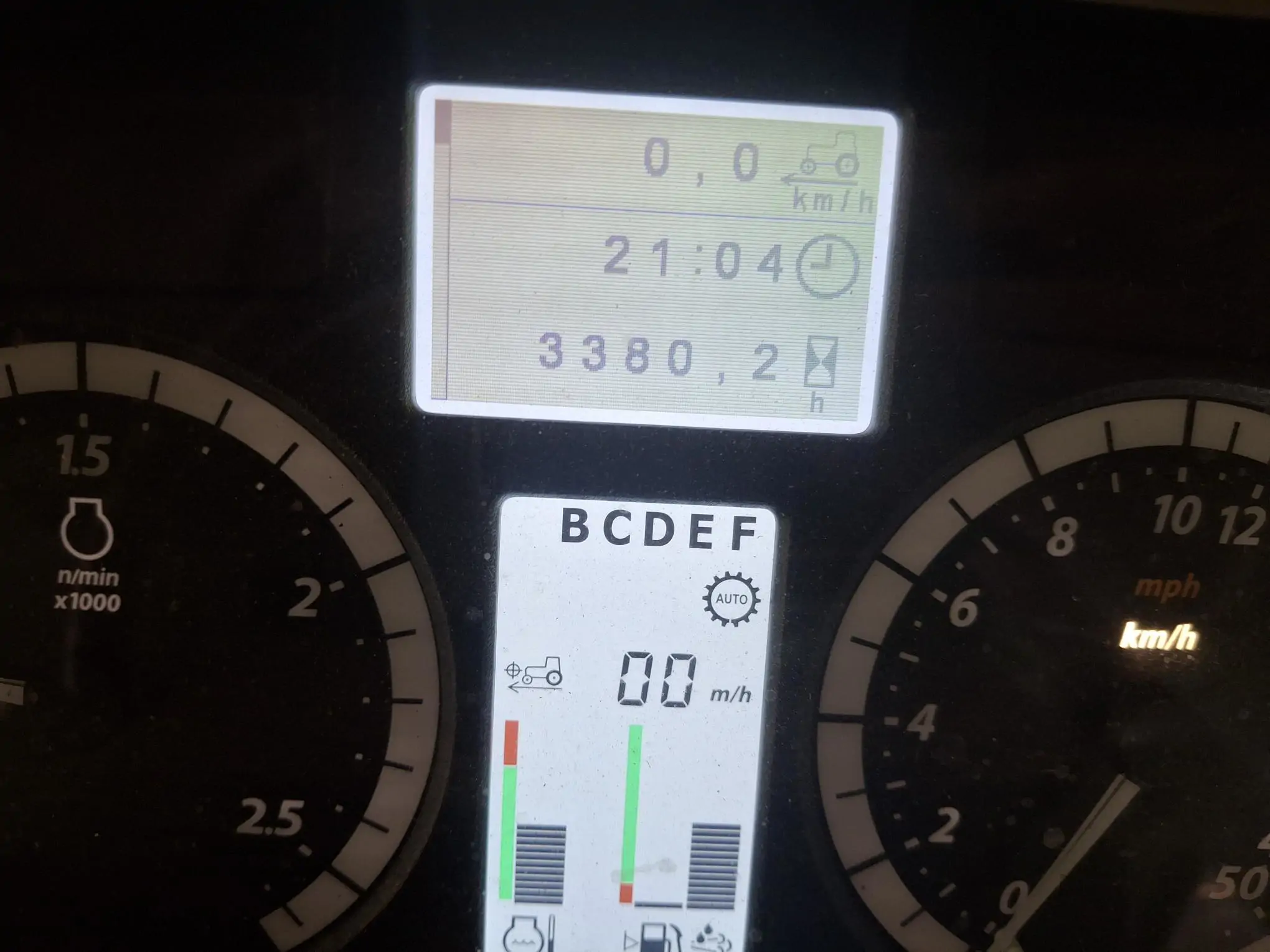 Image JOHN DEERE 6110M