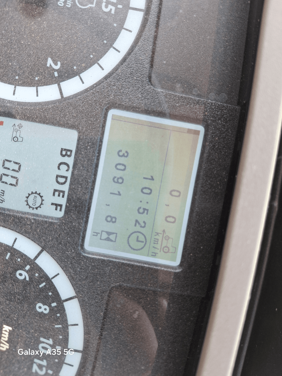 Image JOHN DEERE 6110M