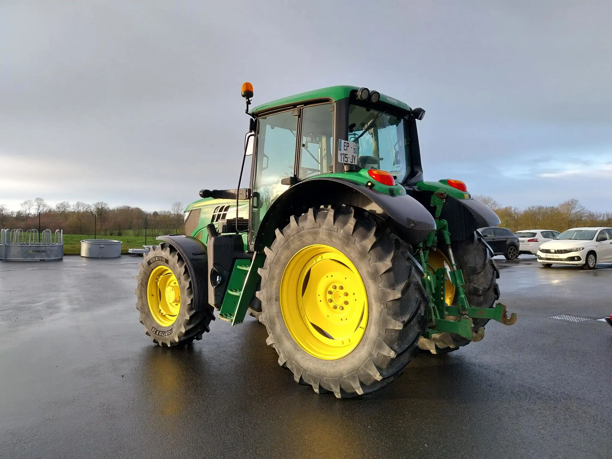 Image JOHN DEERE 6110M