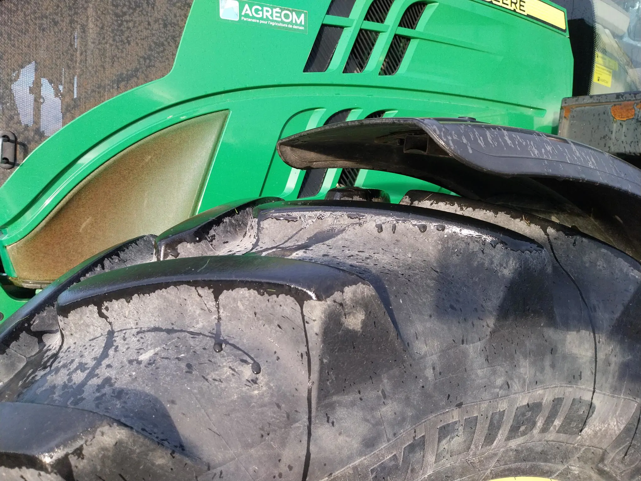 Image JOHN DEERE 6110M