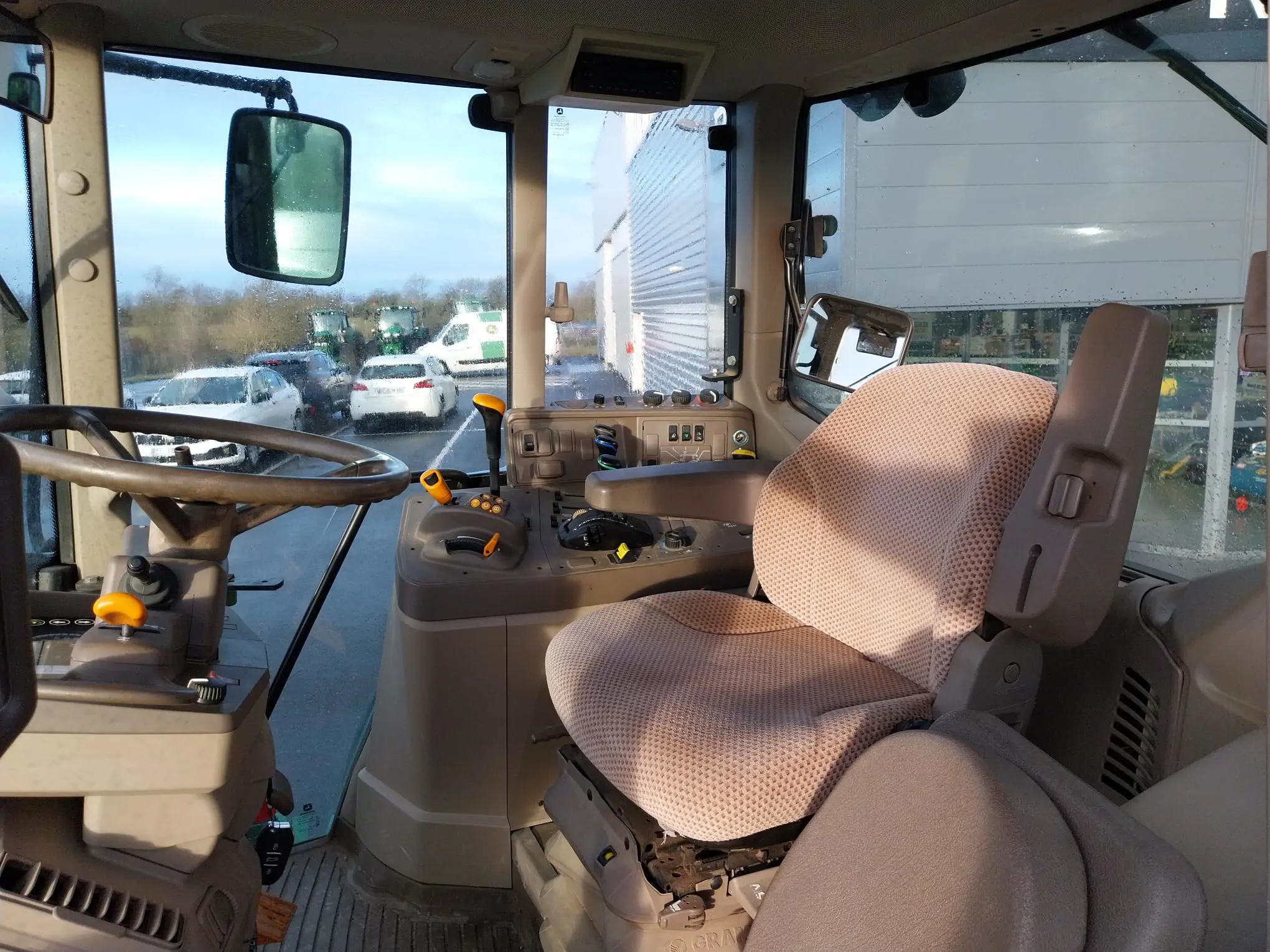 Image JOHN DEERE 6110M