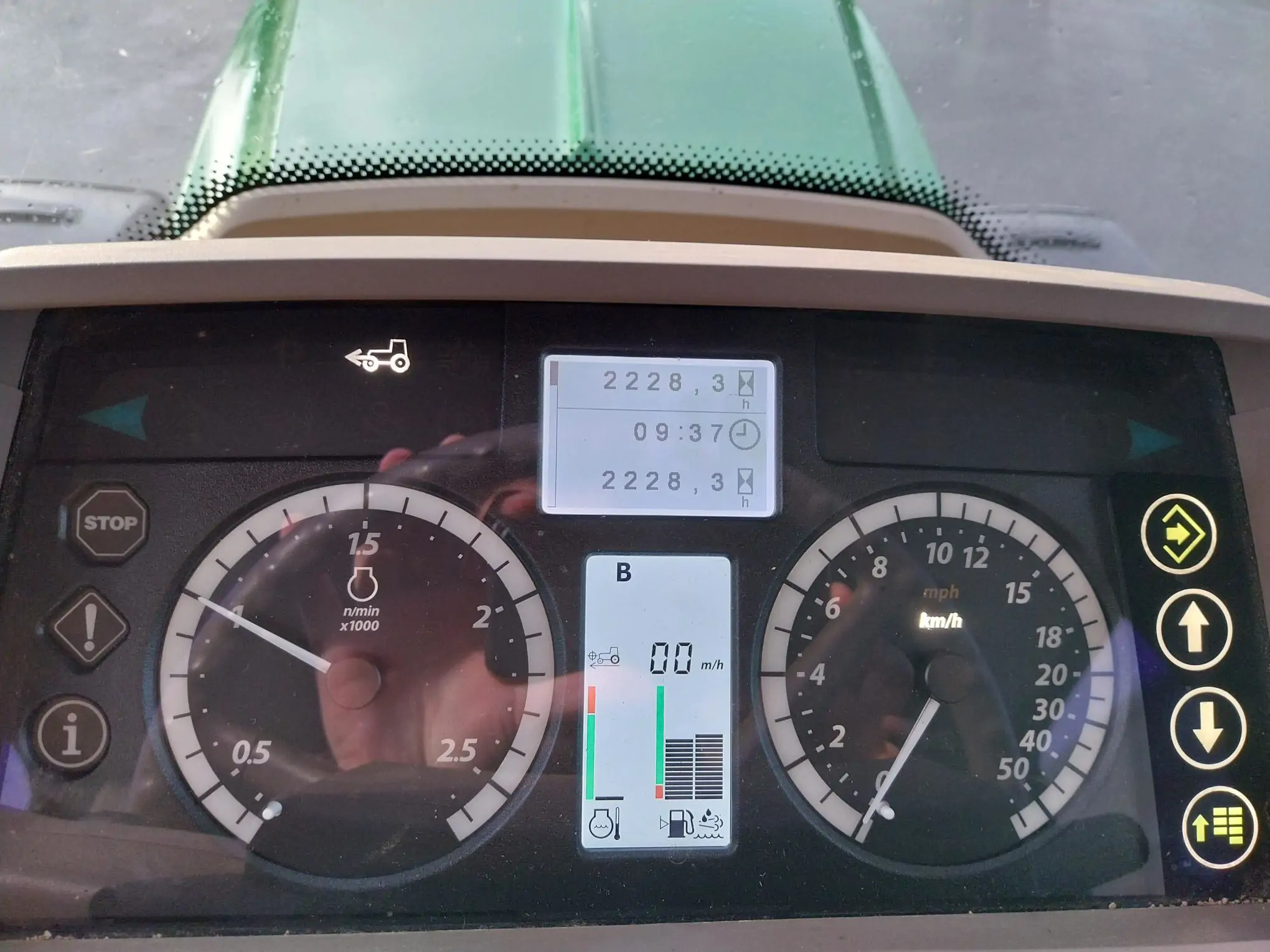 Image JOHN DEERE 6110M