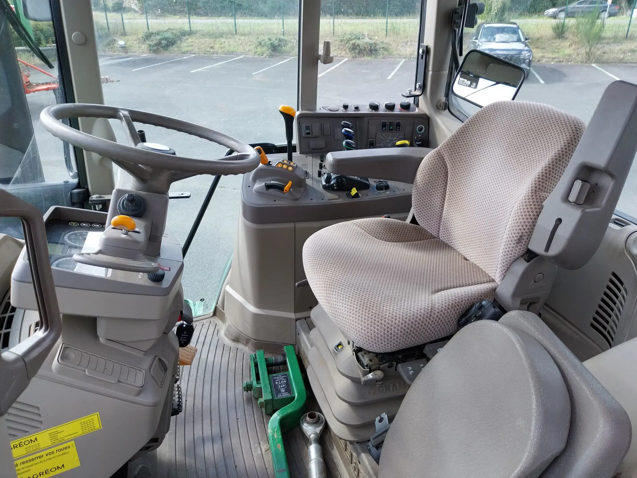 Image JOHN DEERE 6110M