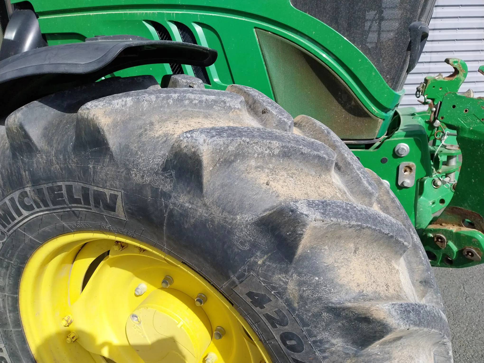 Image JOHN DEERE 6110M