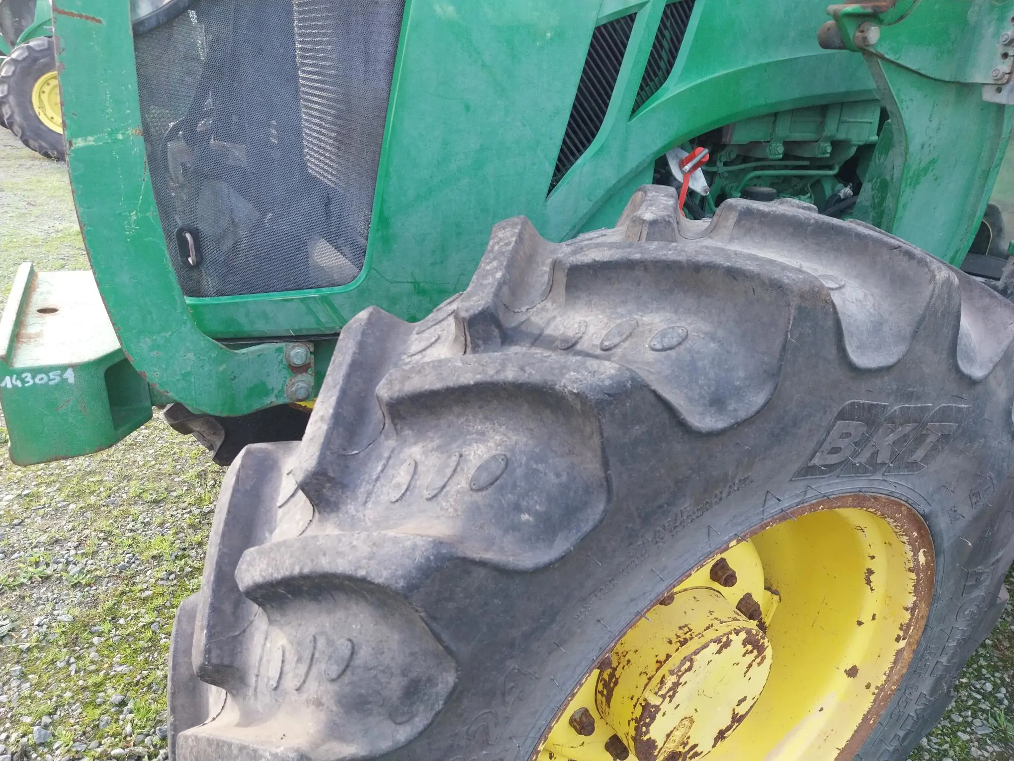 Image JOHN DEERE 5085M CADRE