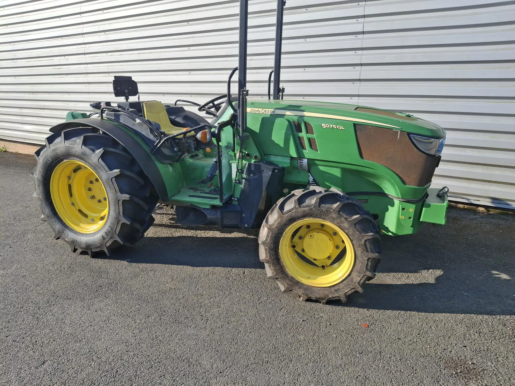 Image JOHN DEERE 5075GL (1) CE+ 5ANS 5000H