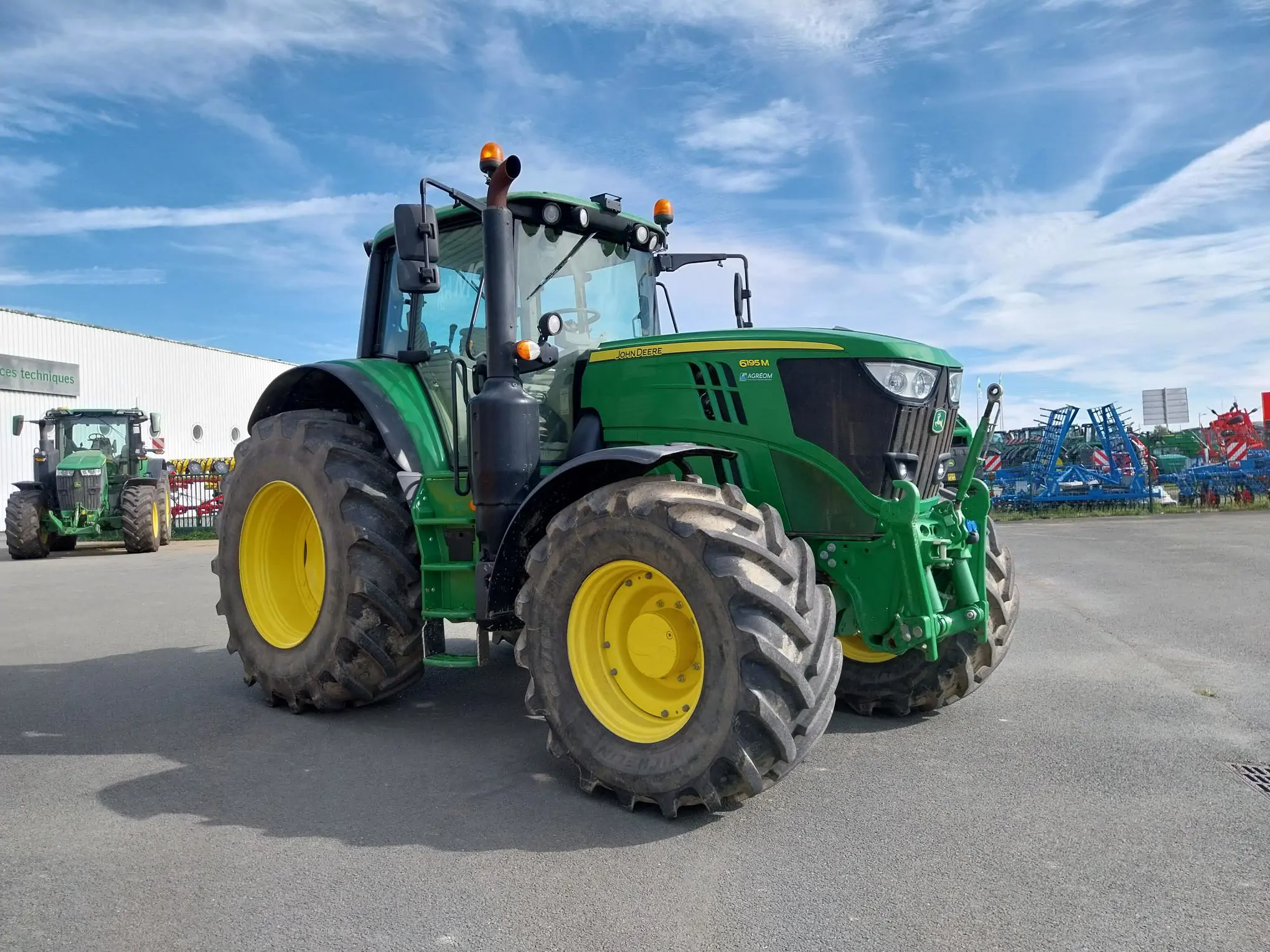 Image JOHN DEERE 6195M