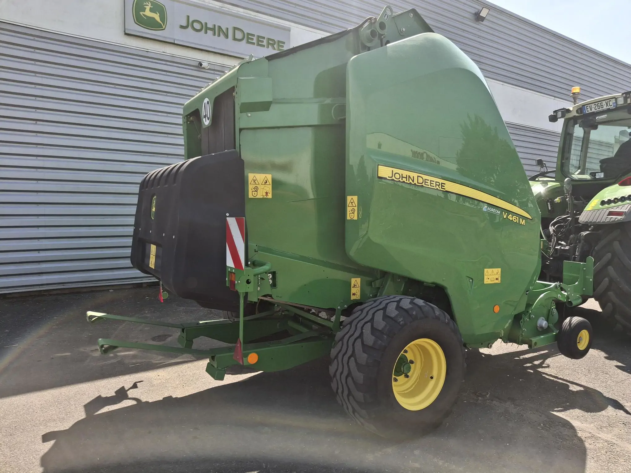 Image JOHN DEERE V461M PACK SANS COUTEAUX
