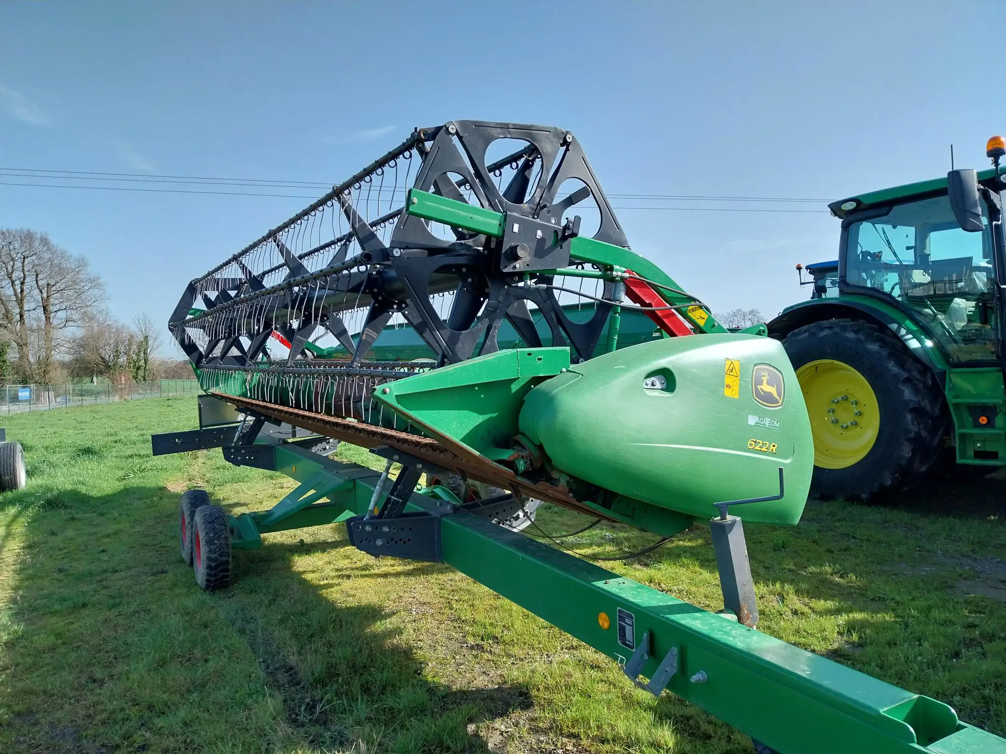 Image JOHN DEERE T560